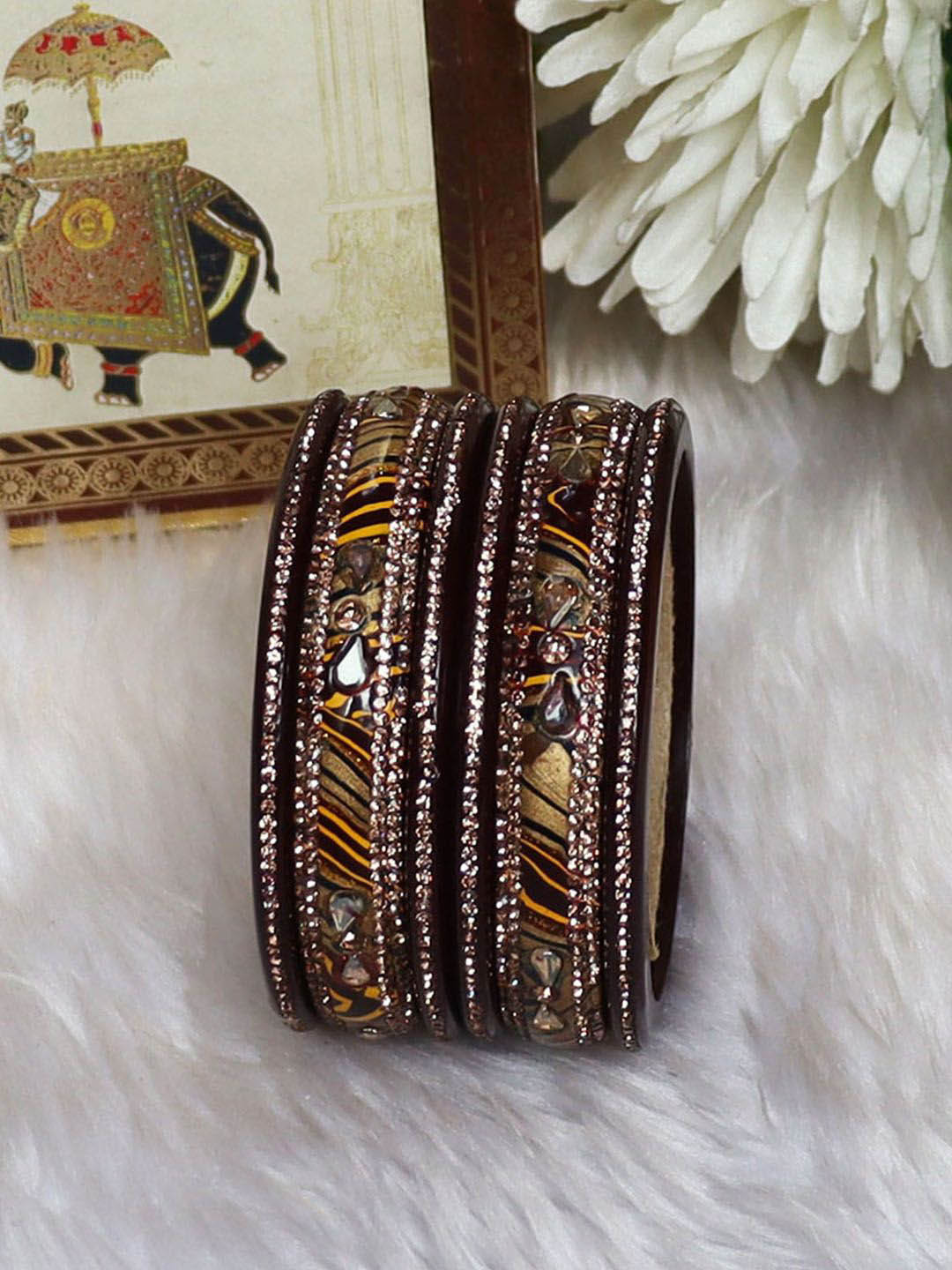 TAJ BRIDAL STORE Set Of 6 Kundan Stone Studded Chura Bangles