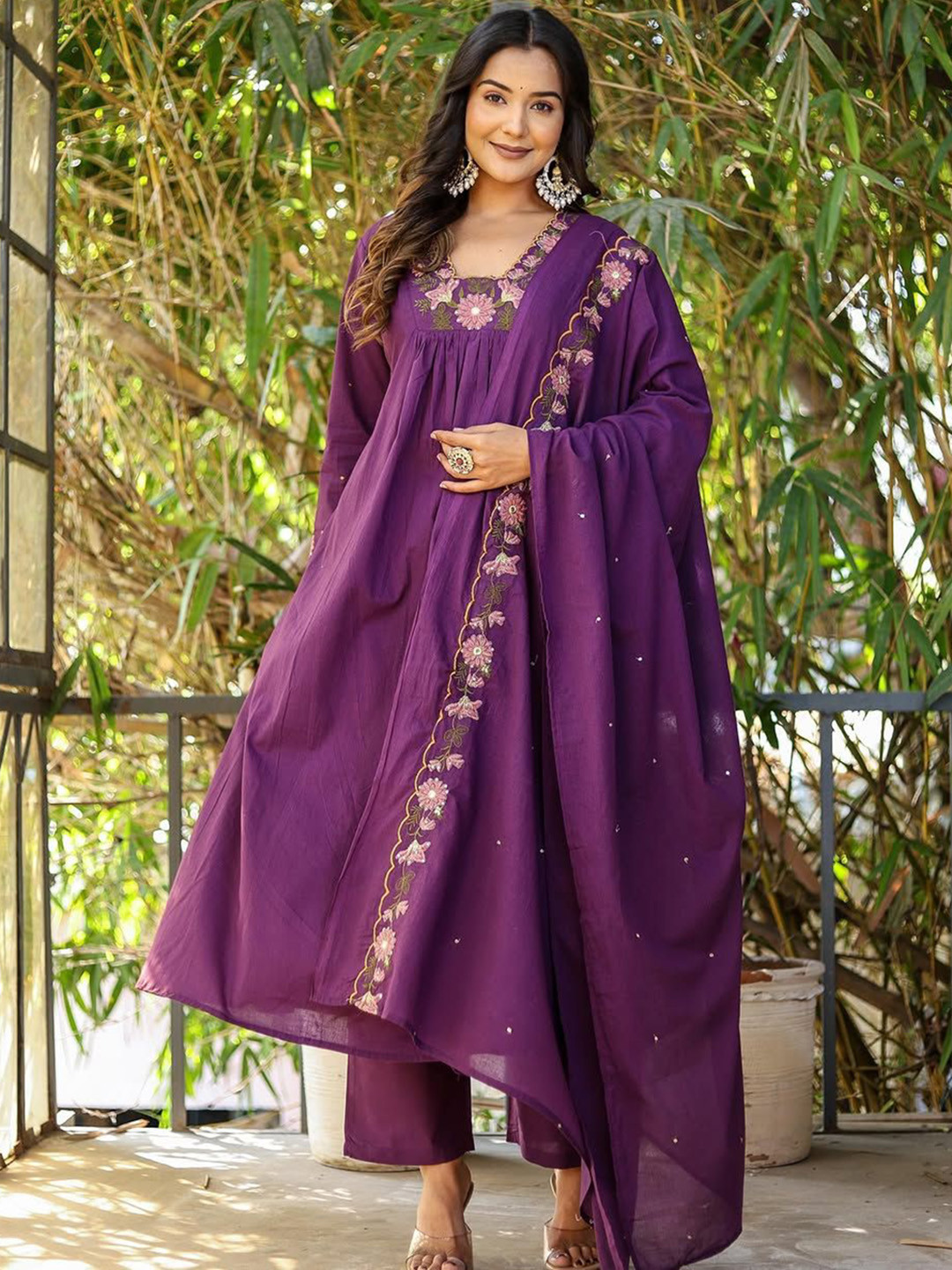 CREEPER Women Floral Embroidered  Kurta with Trousers & Dupatta