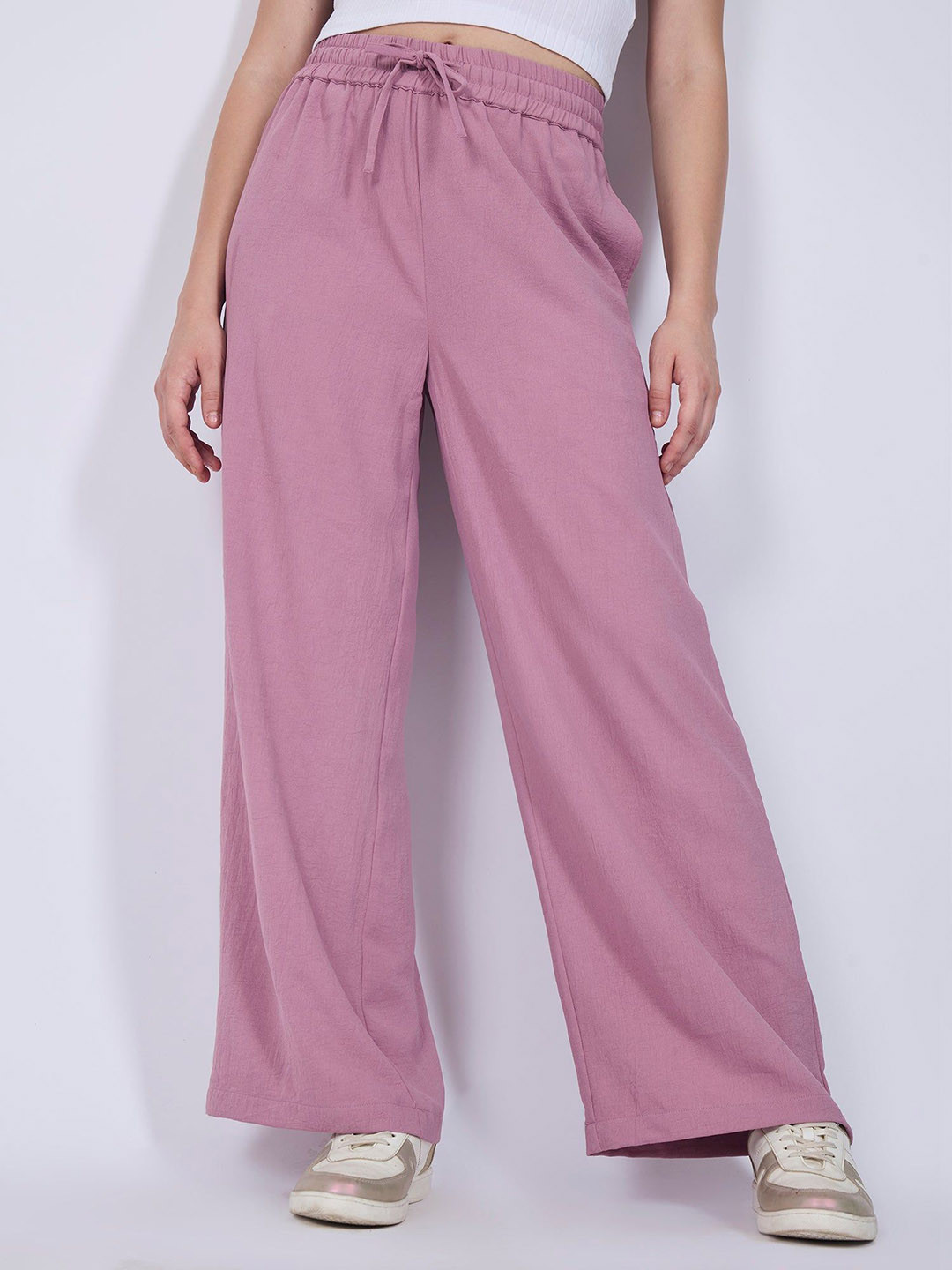 Outzidr Women Relaxed Fit Mid-Rise Flat-Front Parallel Trousers
