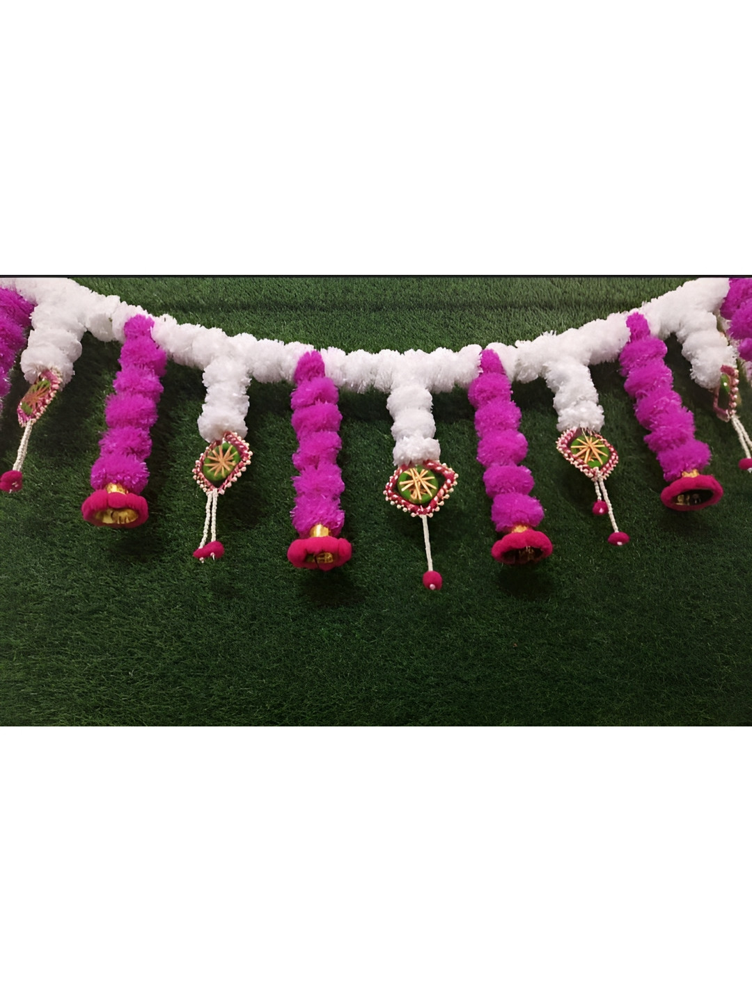 Nutts Pink & White Marigold Bandhanwar Festive Decor