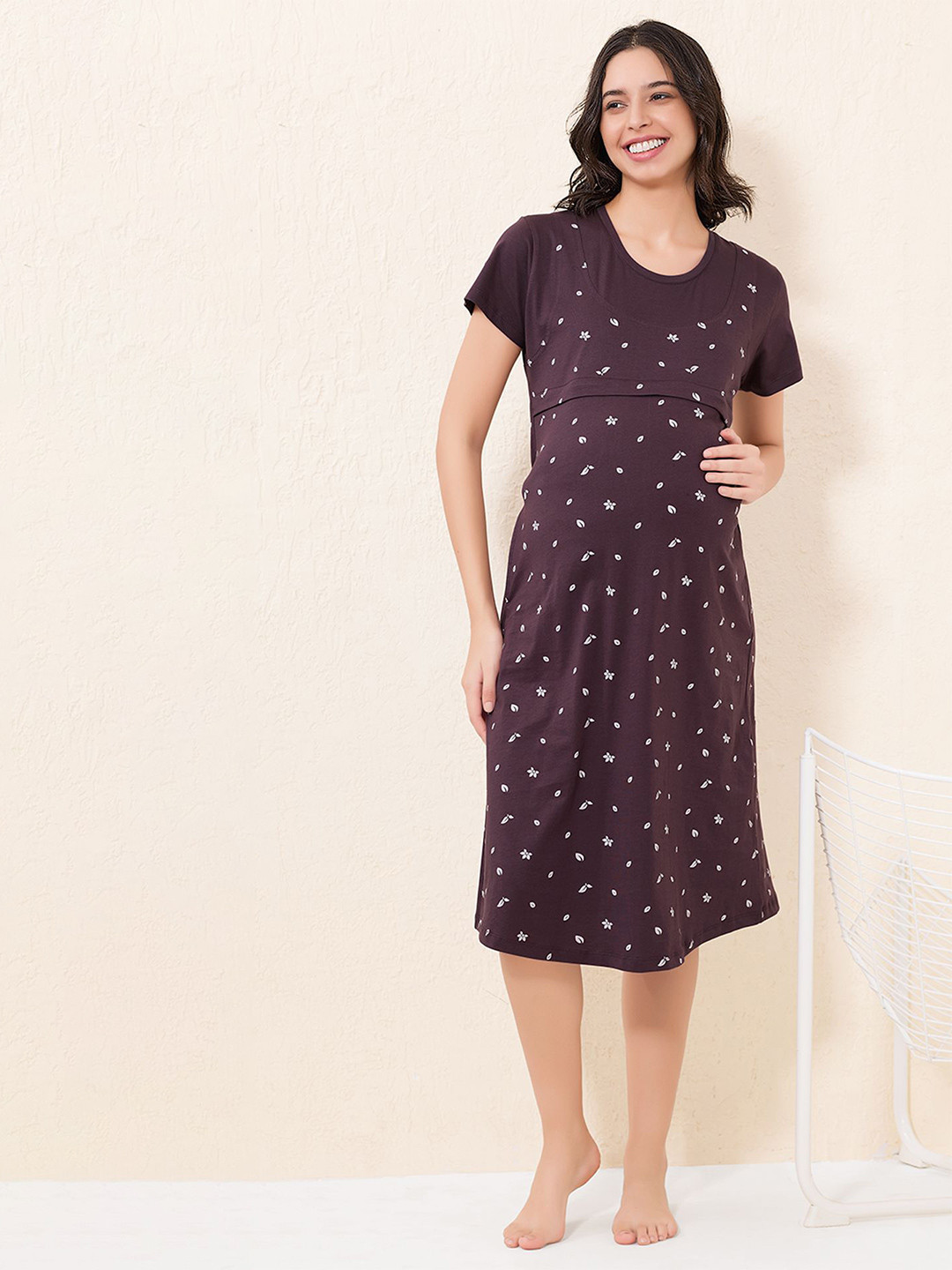 Quira Women's Printed Half Sleeve Knee Length Maternity Nightdress
