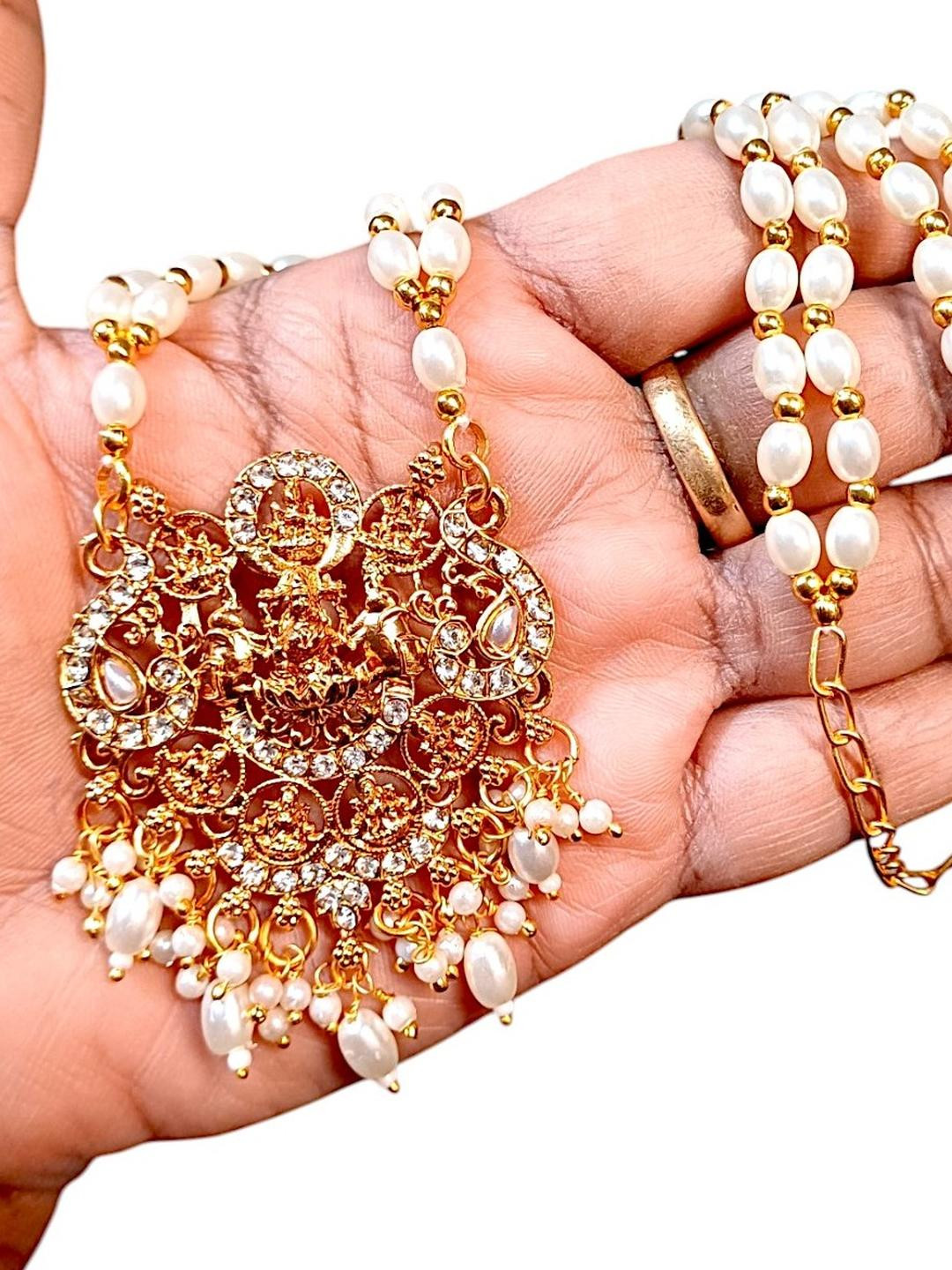 NAMOHH ENTERPRISSES Gold-Plated Alloy Artificial Beads Jewellery Set