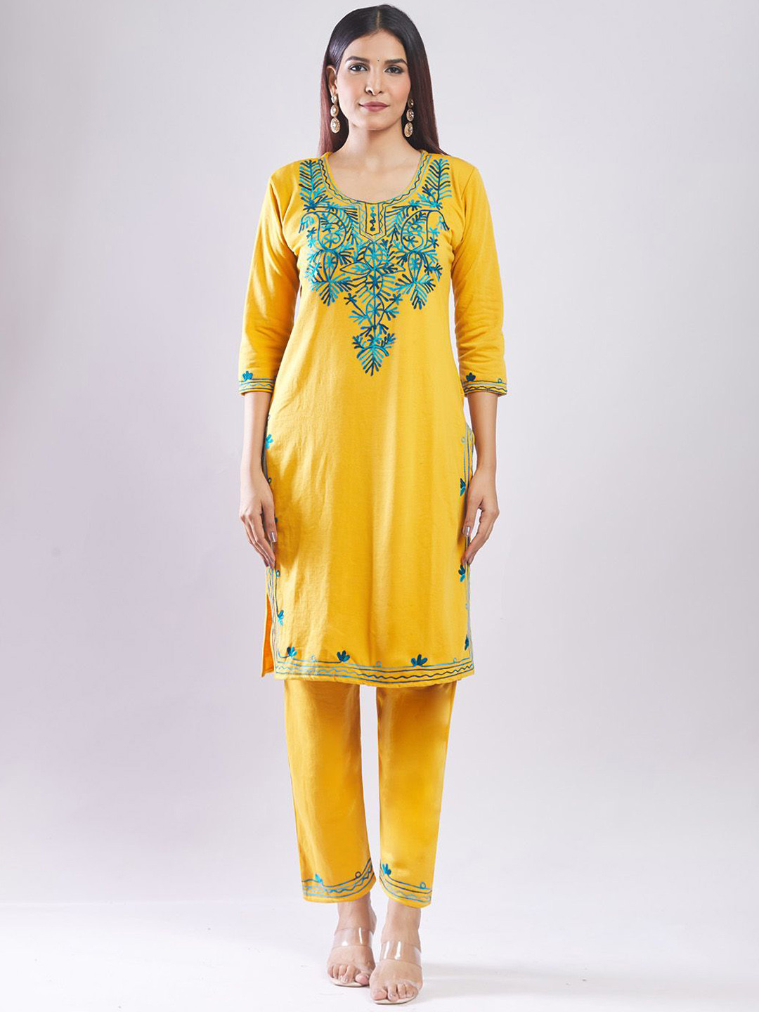 Samyukta Singhania Floral Embroidered Thread Work Woolen Kurta With Trousers & Dupatta