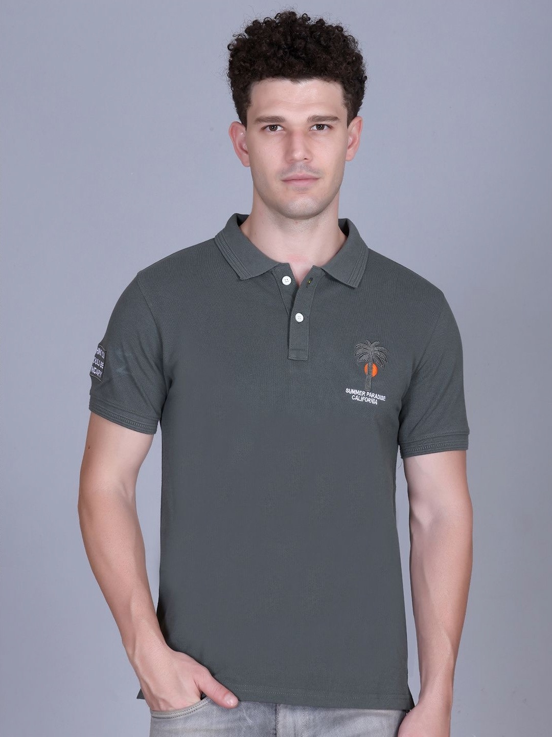 MOUNTAIN COLOURS Men Graphic Printed Polo Collar T-shirt