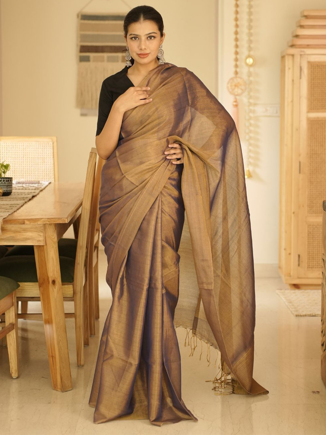 Uttaraa Tissue Solid No Border Saree