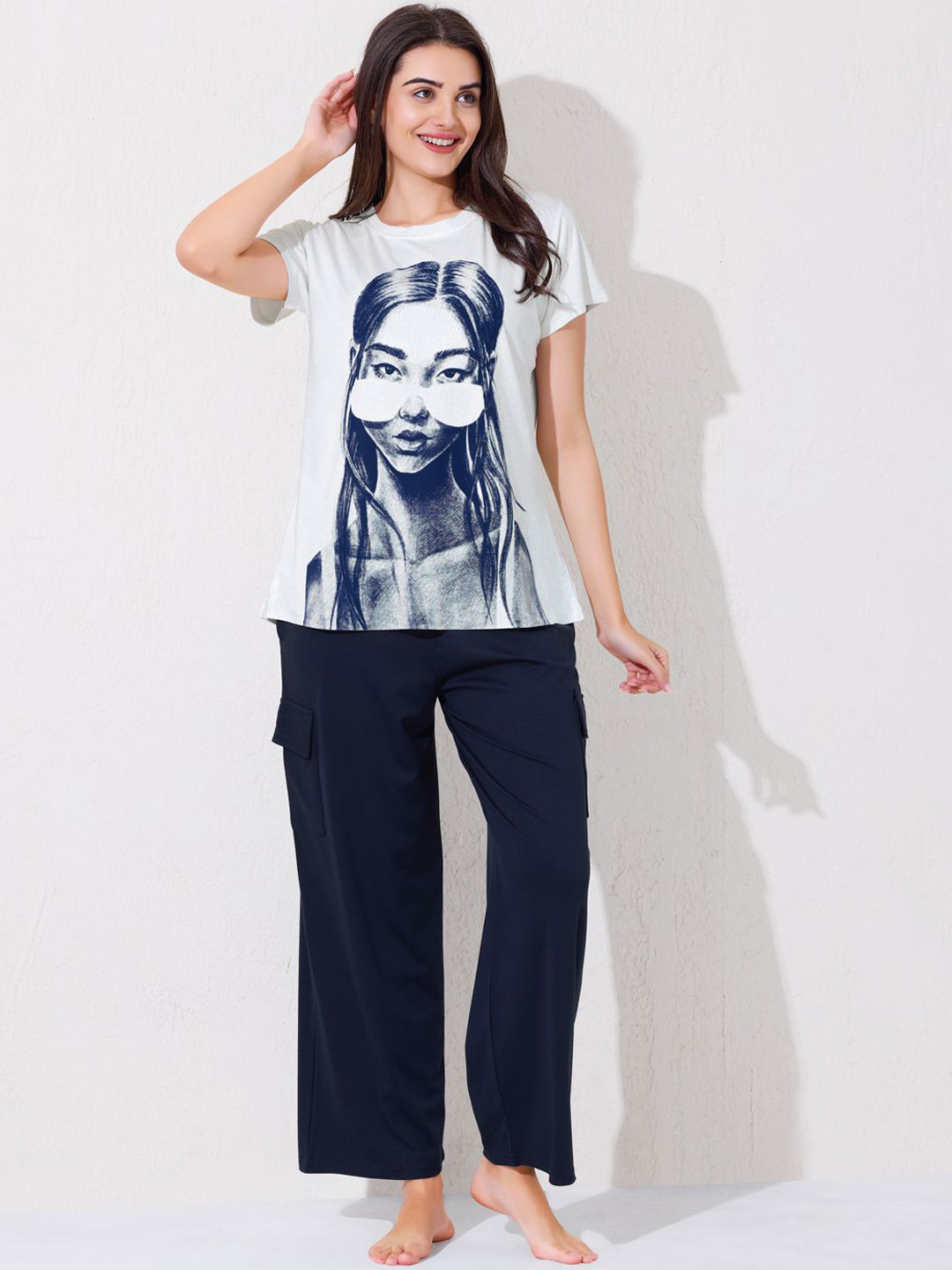 Arela Printed Round Neck T-Shirt With Cargo Pants Co-Ords