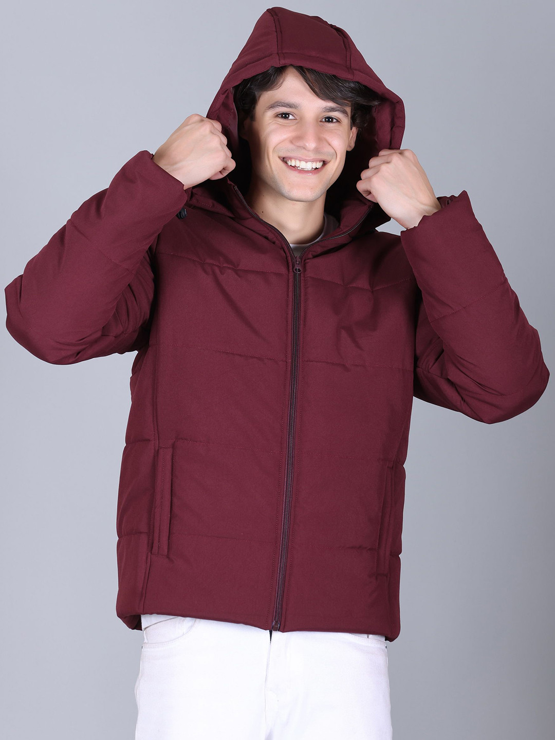 The Roadster Lifestyle Co Men Solid Hooded Zipper Winter Puffer Jacket