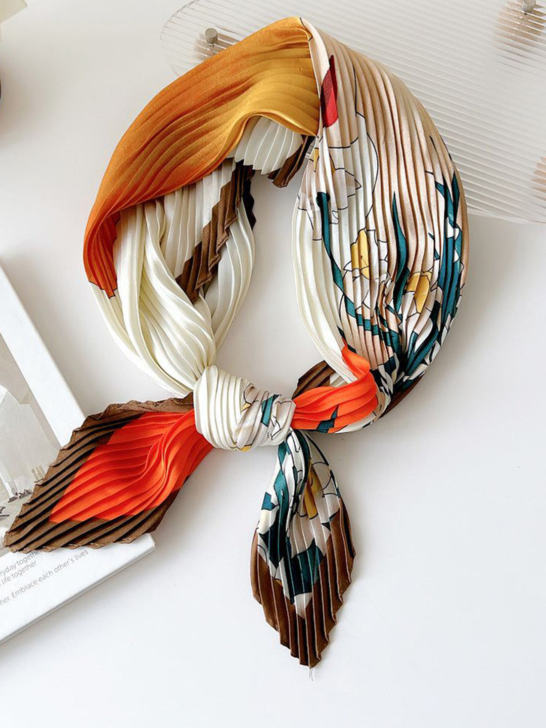 QUECY Women Wrinkled Beauty Lily Printed Scarf