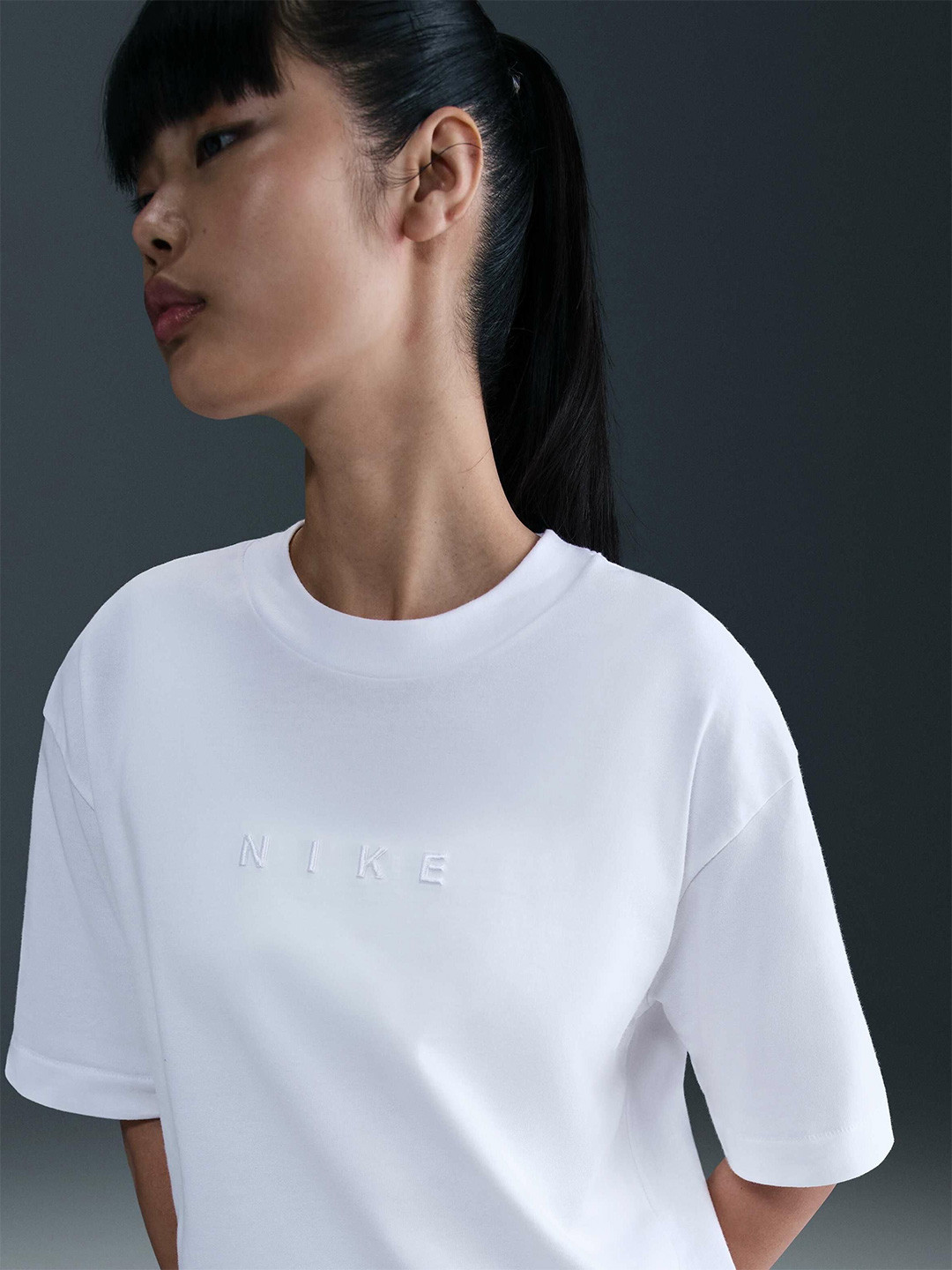 Nike Sportswear Drop-Shoulder Sleeves Boxy T-shirt