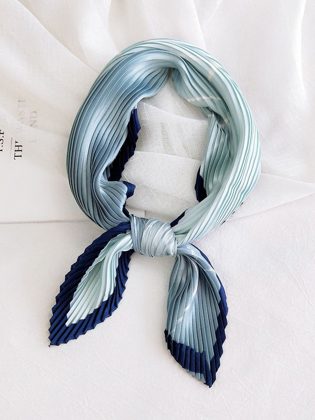 QUECY Women Accordion Pleaded Scarf