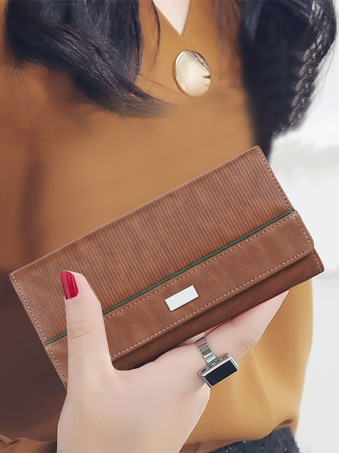 NORVE Women Textured Envelope Wallet