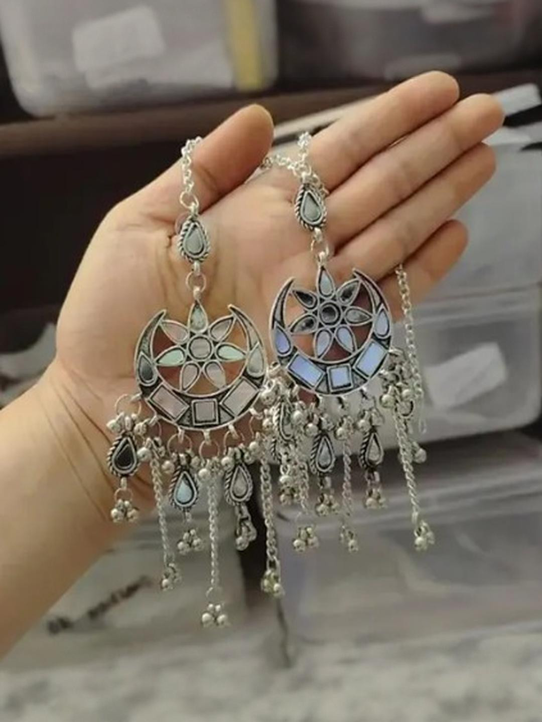 Sangria Oxidised Alloy Artificial Beads Earrings