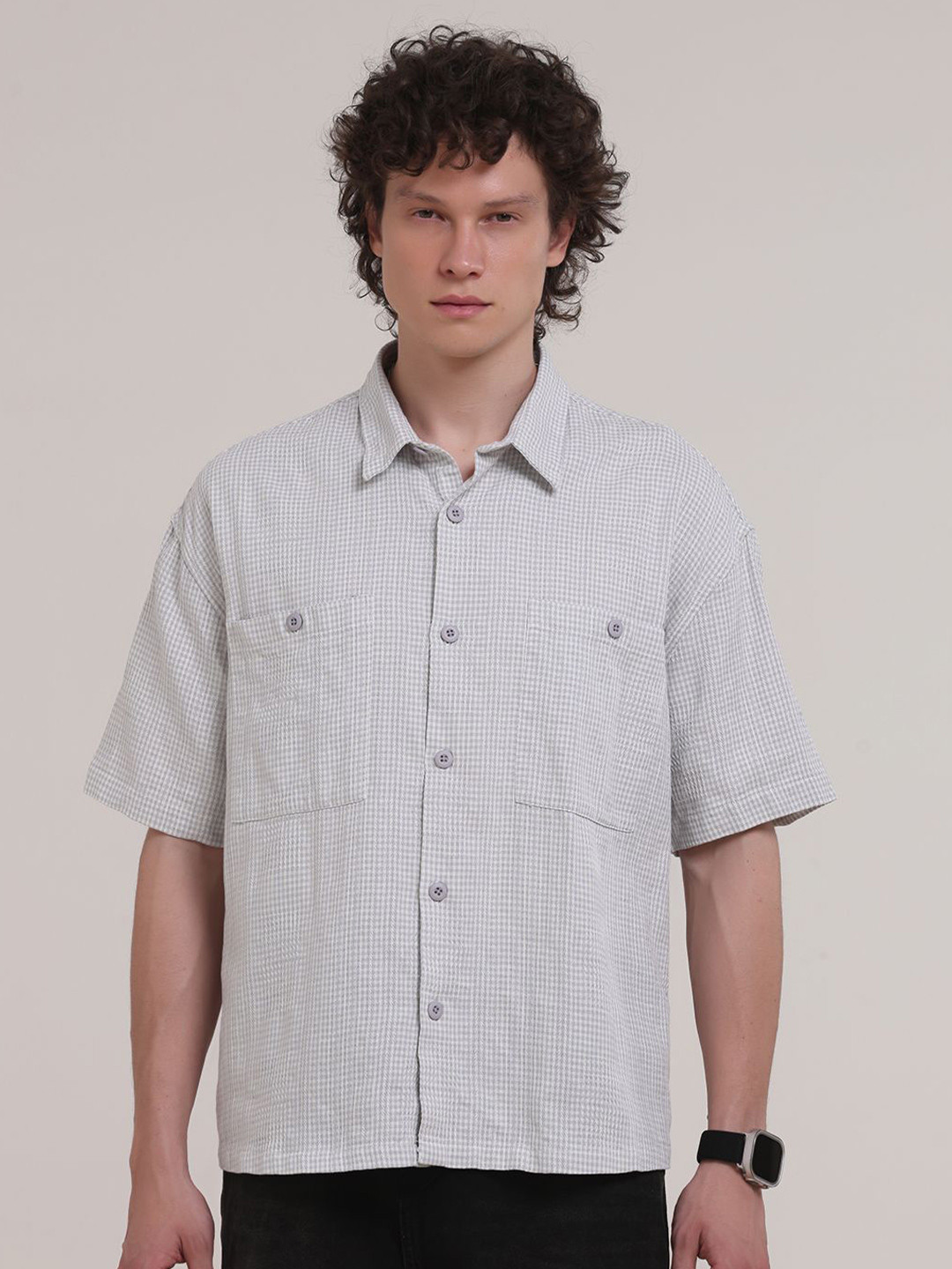 Espanshe Men Oversized Fit Micro Checked Spread Collar Pure Cotton Casual Shirt
