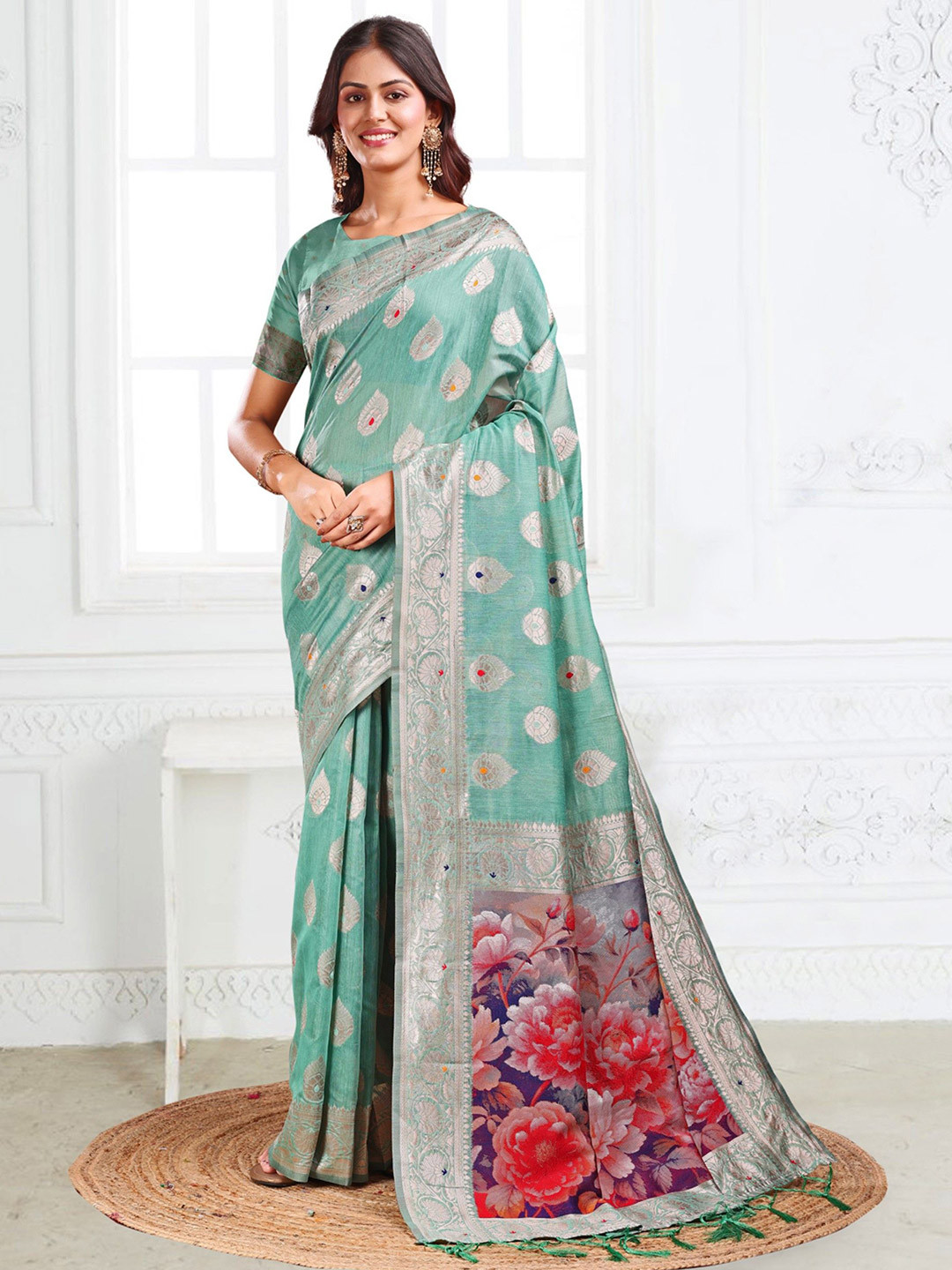 KALINI Women Zari Weaving Saree