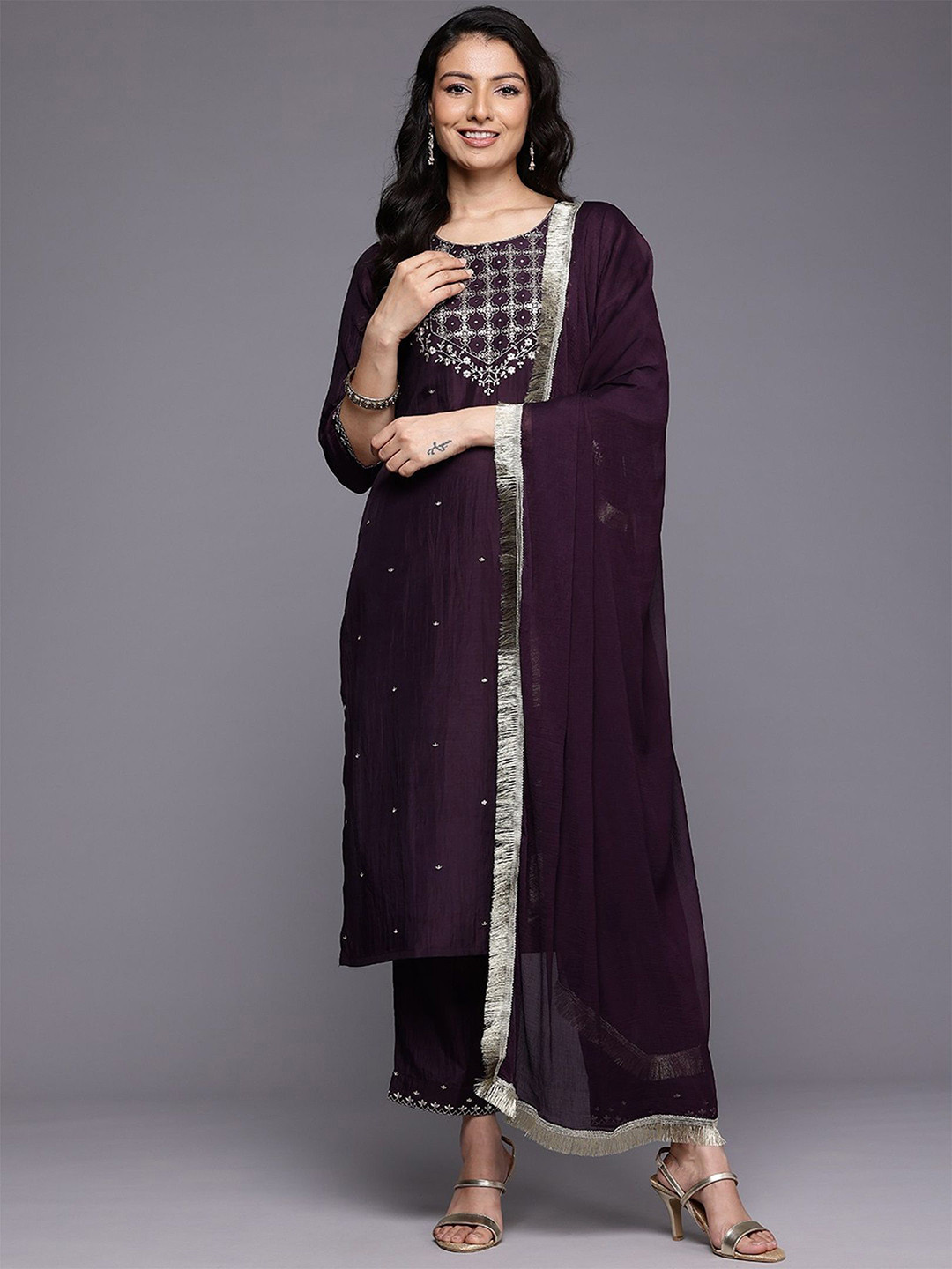 Vastukala Women Ethnic Motifs Embroidered Thread Work Kurta with Trousers &  Dupatta