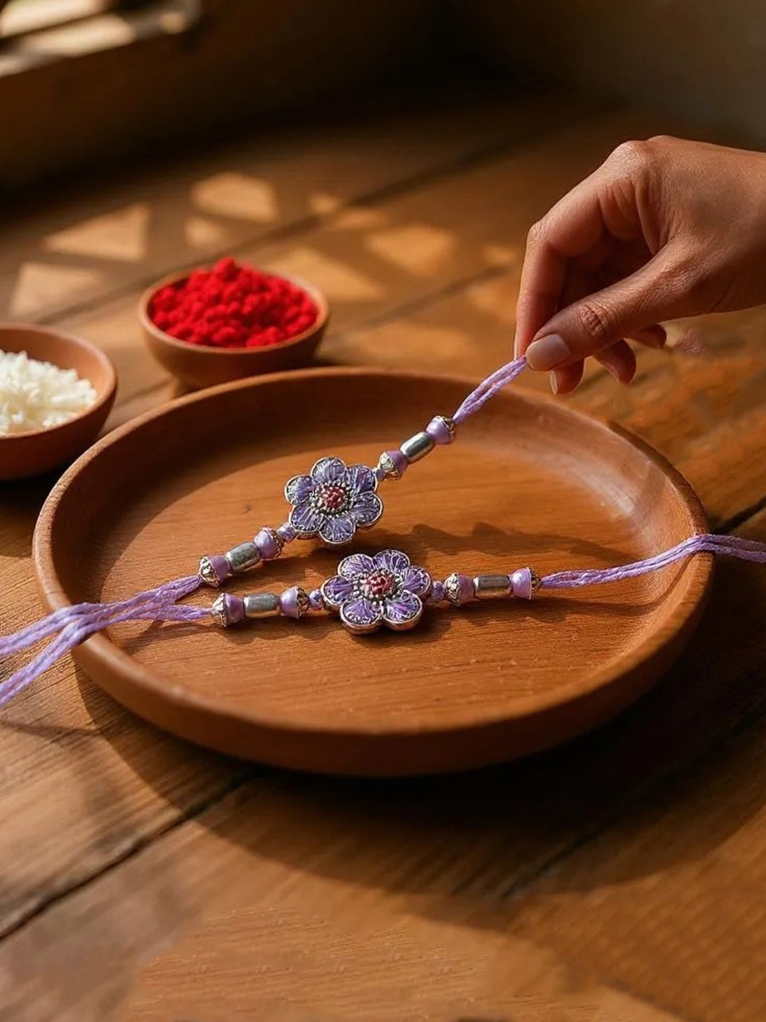 LUCKY JEWELLERY Set Of 2 Silver-Plated Floral Design Rakhi With Greetings Card