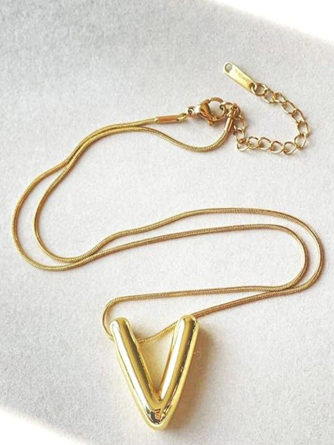 VIEN Stainless Steel Gold-Plated Chunky Balloon V Letter Pendant With Chain