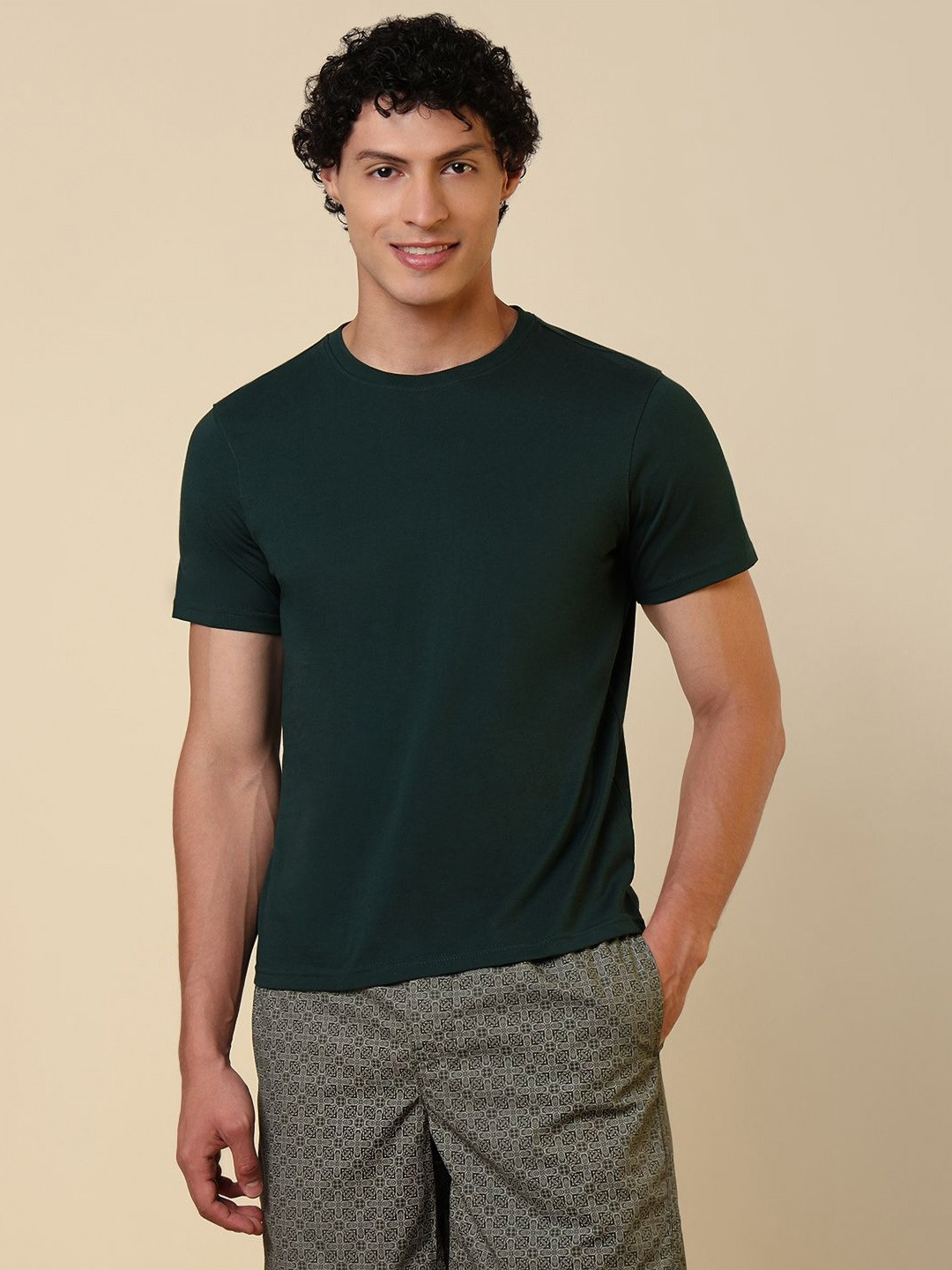 SleepZ by Raymond Men Solid Round Neck Cotton T-shirt