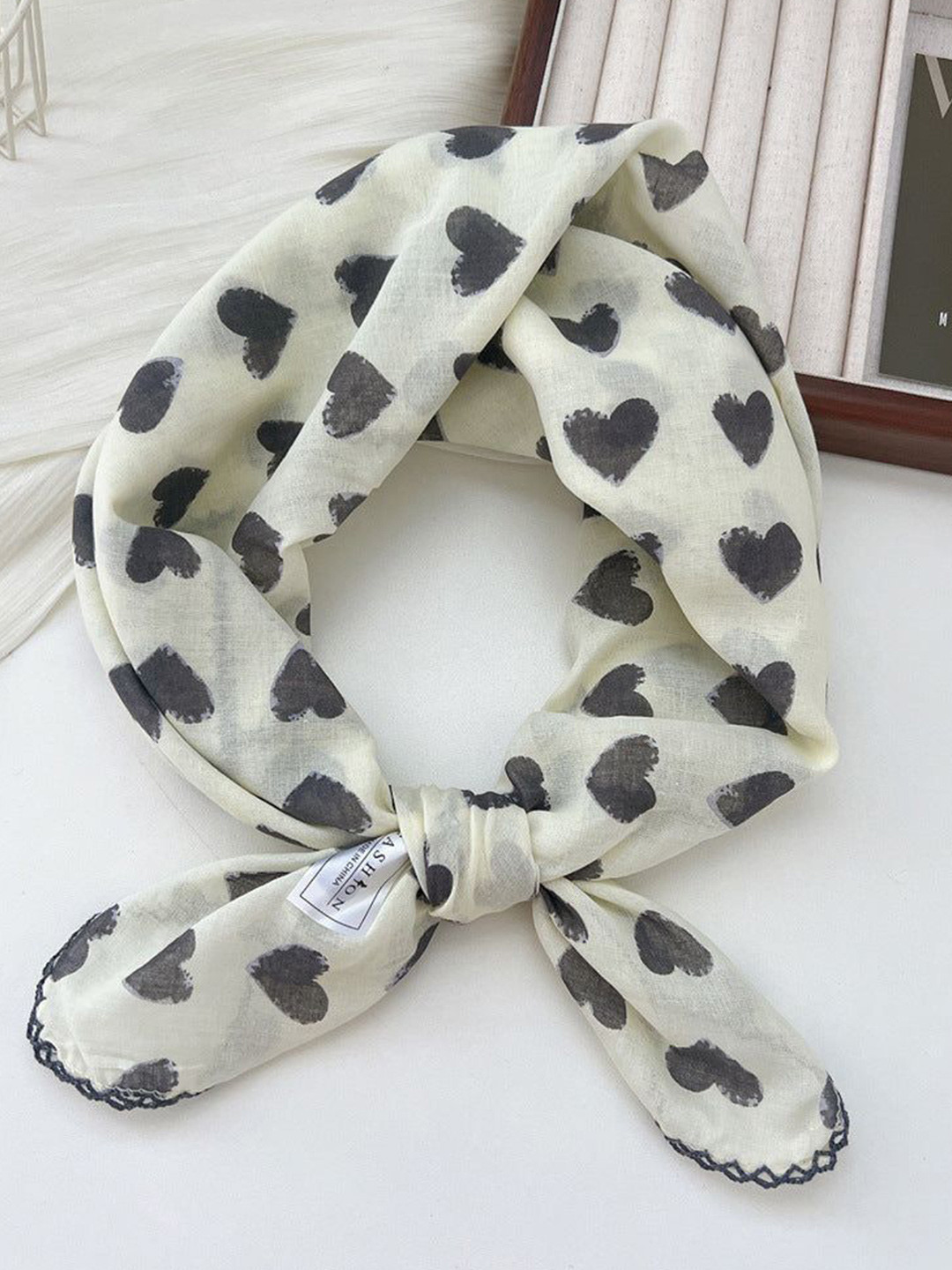 QUECY Women Cotton Love Heart Printed Scarf