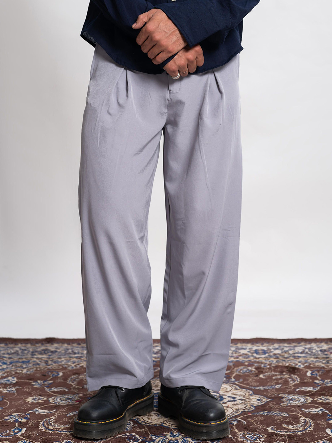 Me Craft Men Relaxed Straight Leg High-Rise Parallel Trousers
