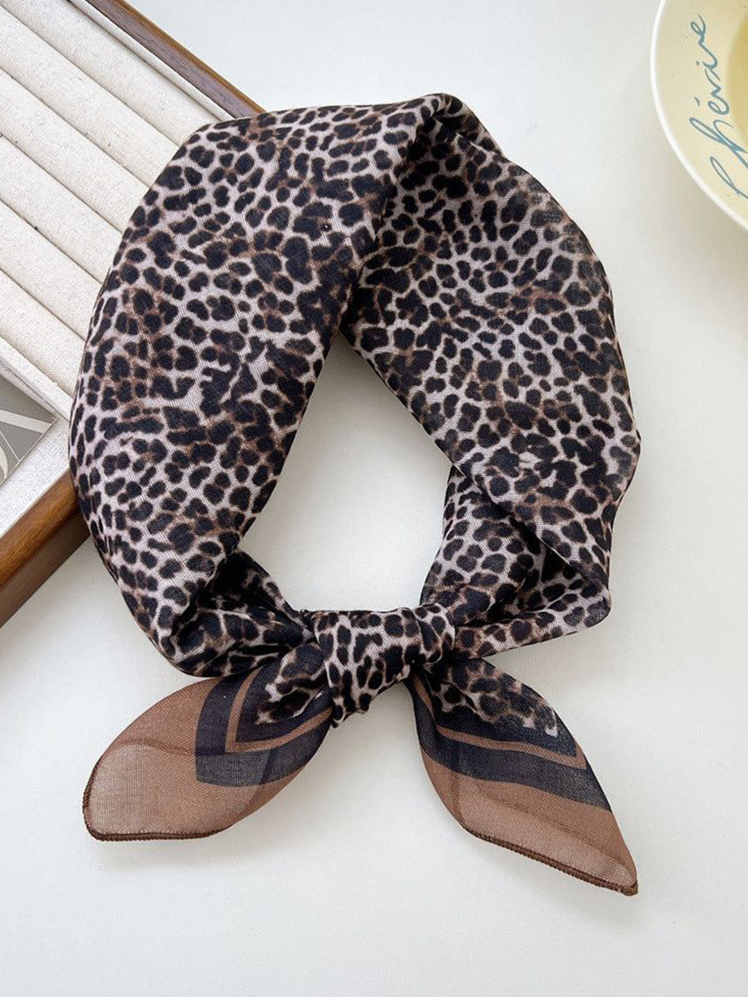 QUECY Women Animal Skin Printed Scarf with Solid Border