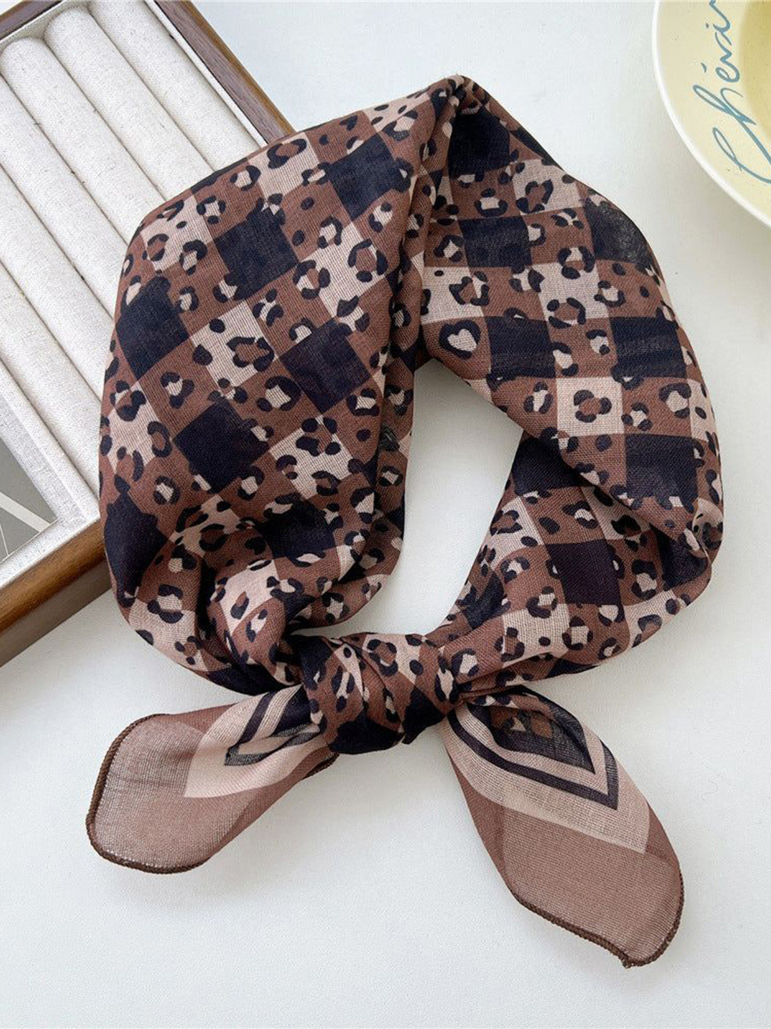 QUECY Women Animal Skin Printed Scarf