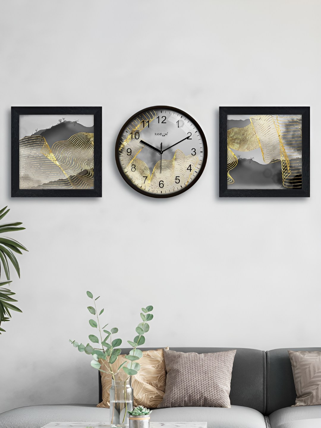 RANDOM Black & Grey 3 Pieces Printed Round Shape Analogue Wall Clock