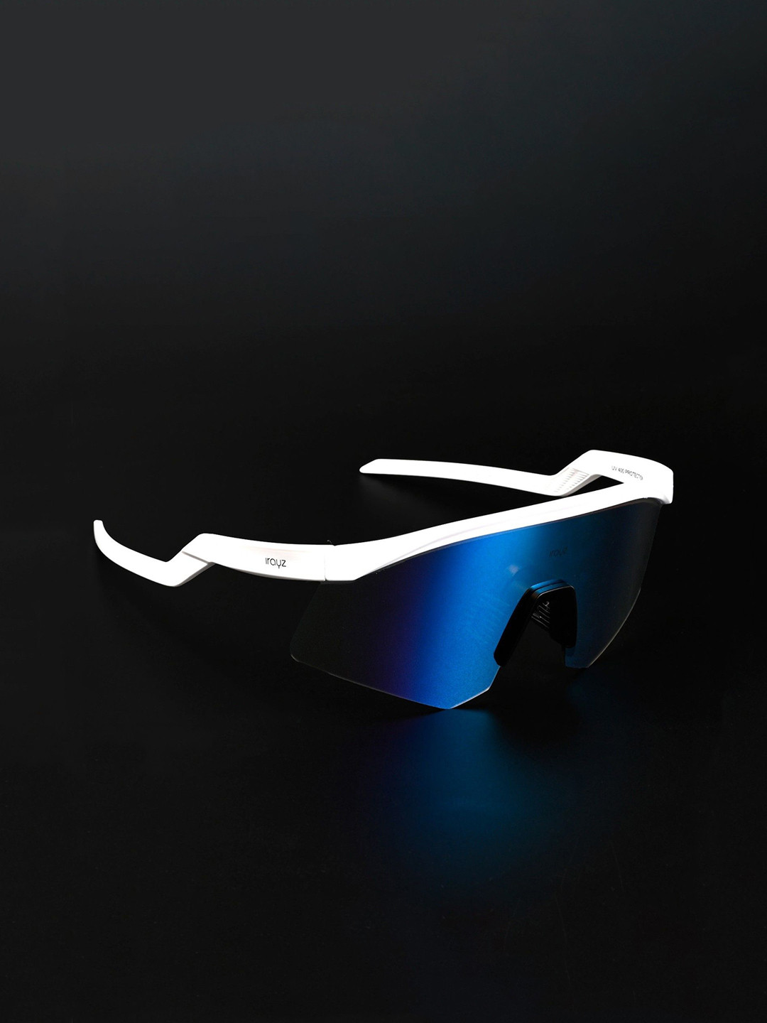 Irayz Men Mirrored Unilens Design Sports Sunglasses