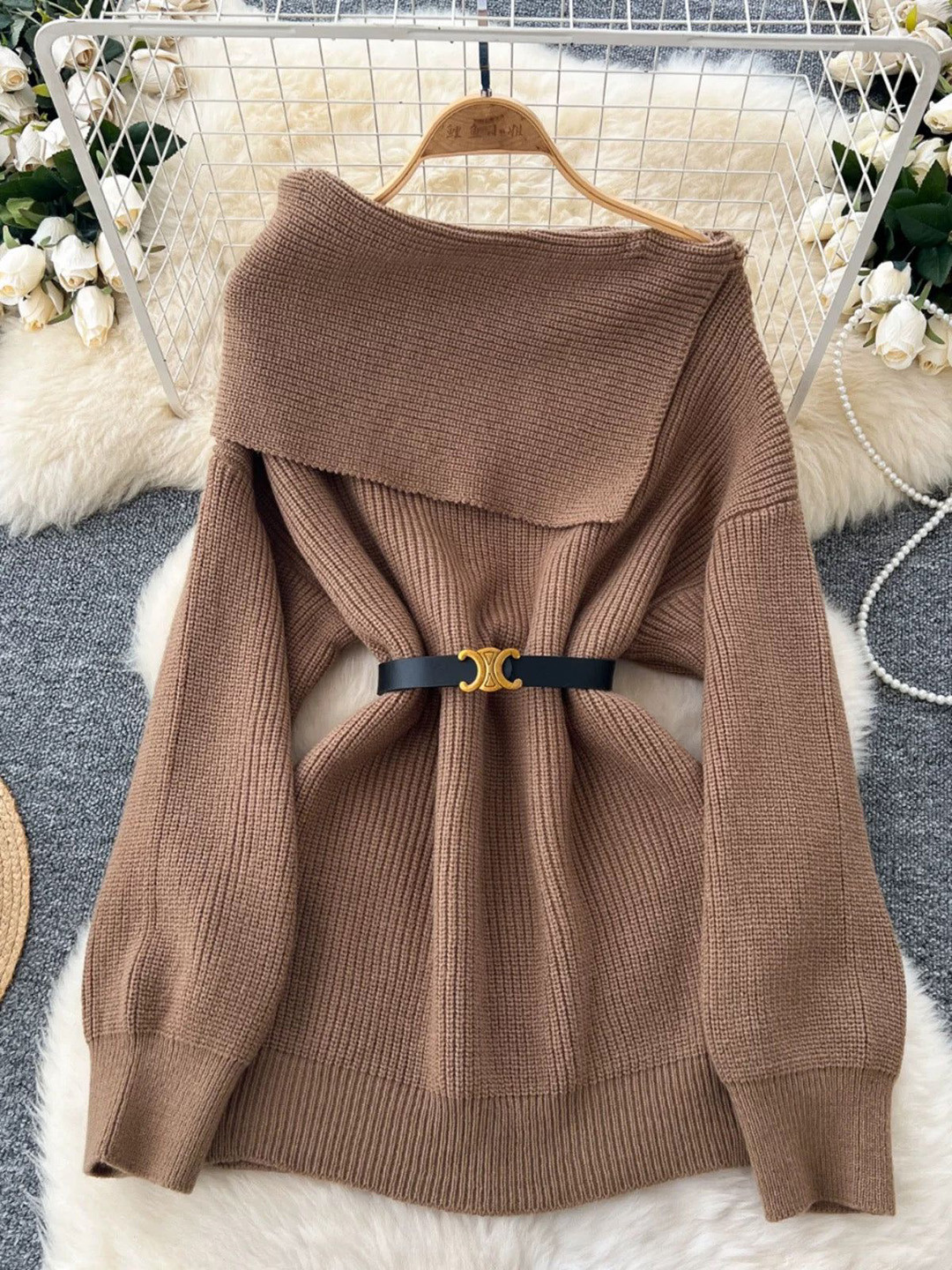 Miss Mosa By Akanksha  Women Woolen Pullover Sweater With Belt