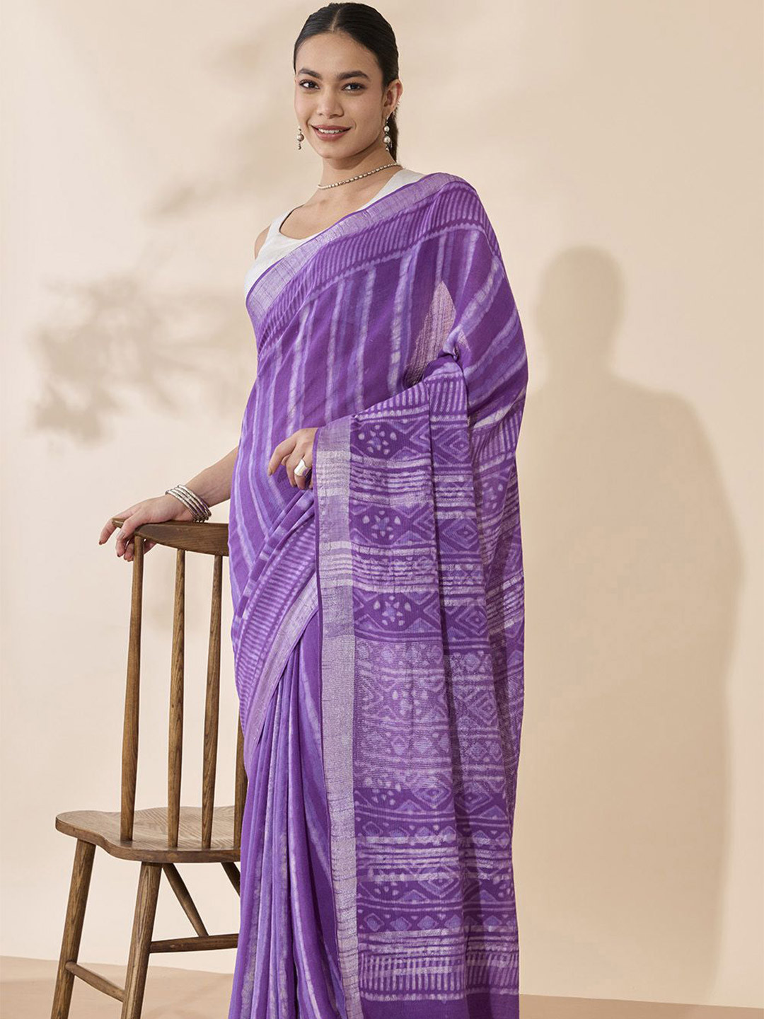 Taneira Dabu Jaali Block Print Striped Saree