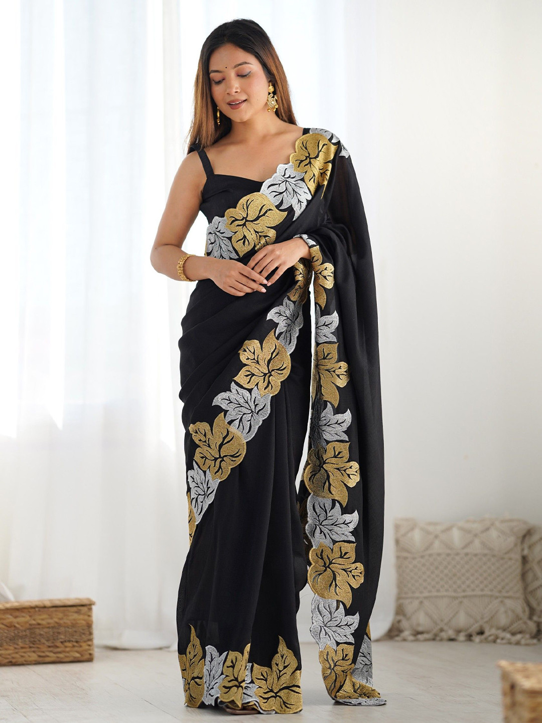 KALINI Embroidered Boredr Saree with Blouse Piece