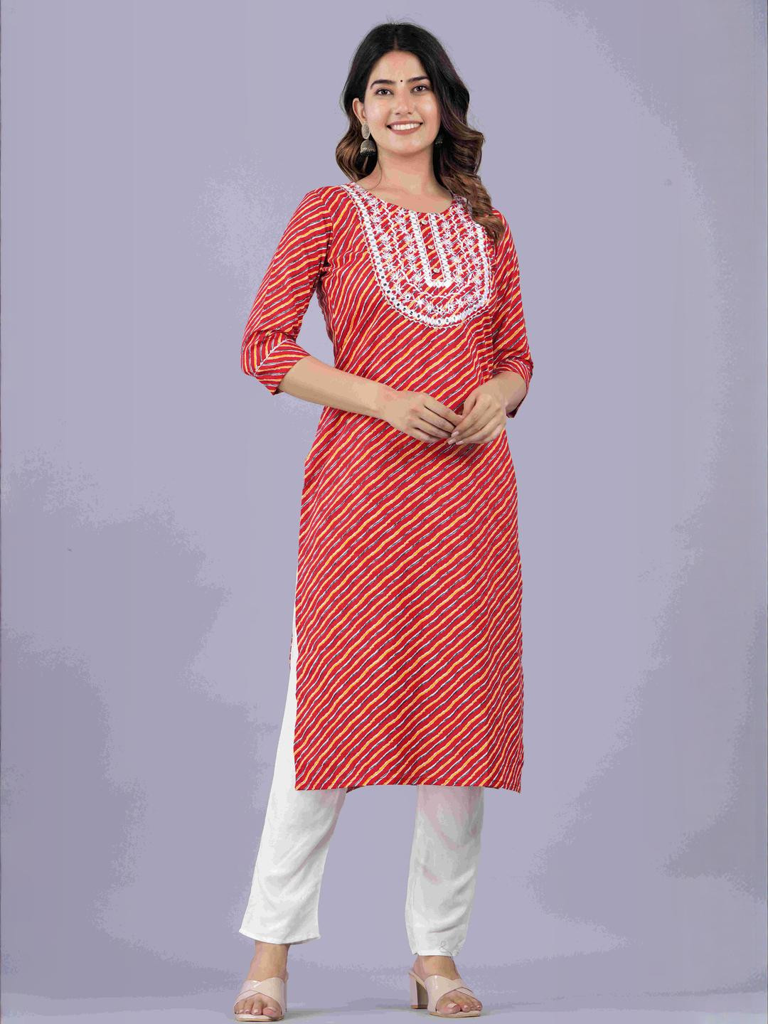 RR SA KURTIS Women Straight Kurtas