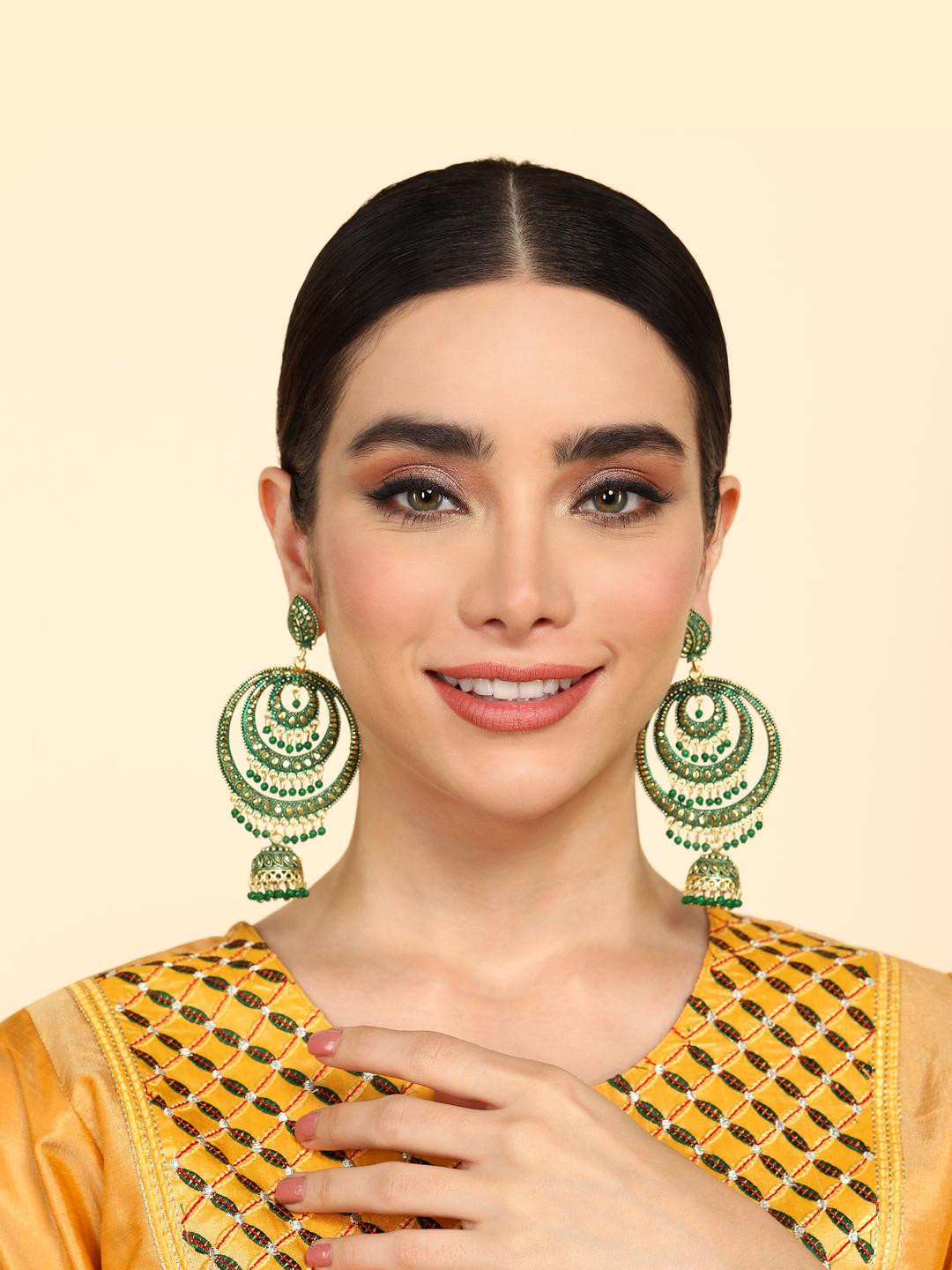 ANTICO Women Green Chandbalis Earrings