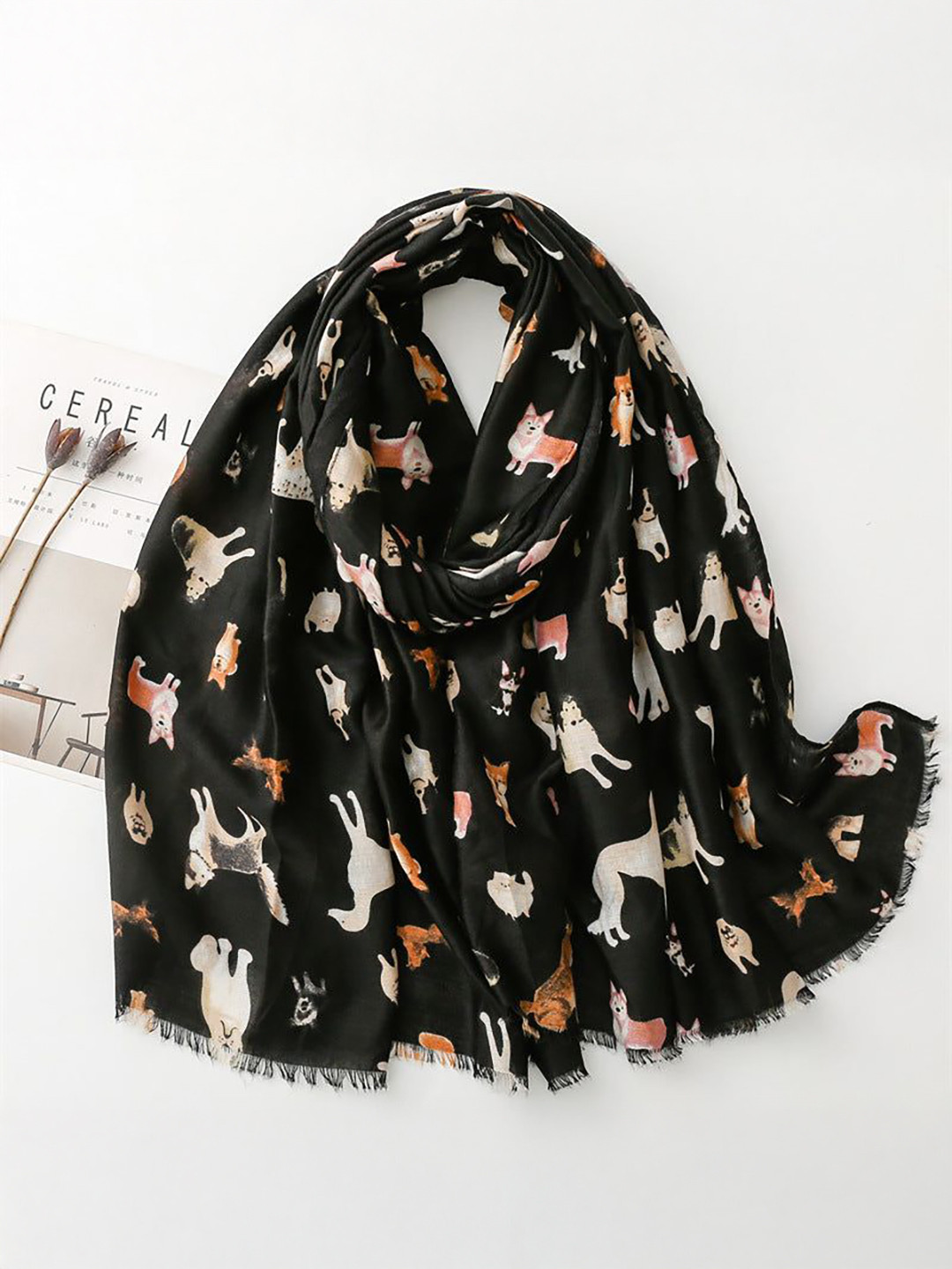 QUECY Animal Graphic Printed Scarf