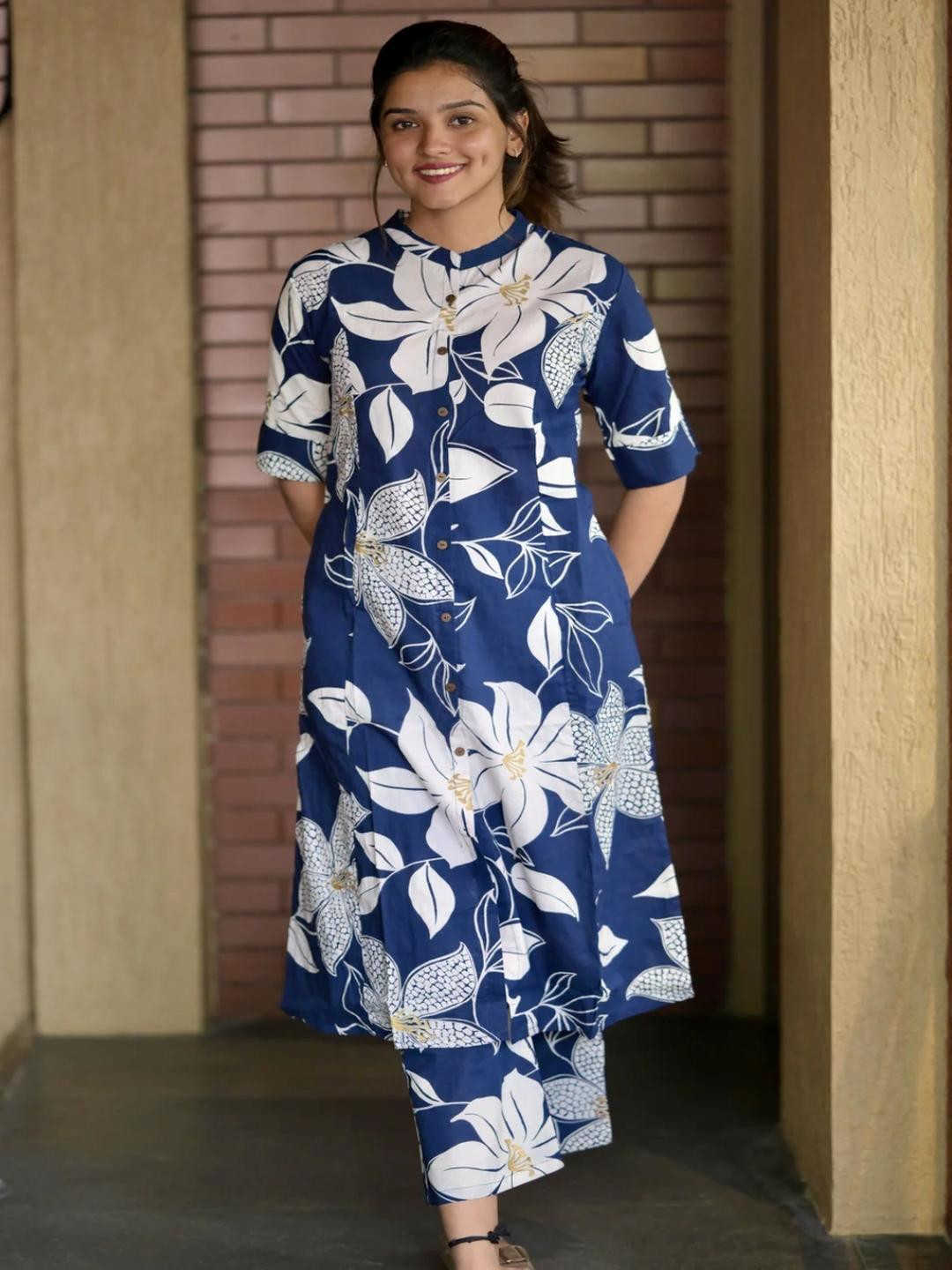 YAGNIK FASHION Women Printed Kurta Set