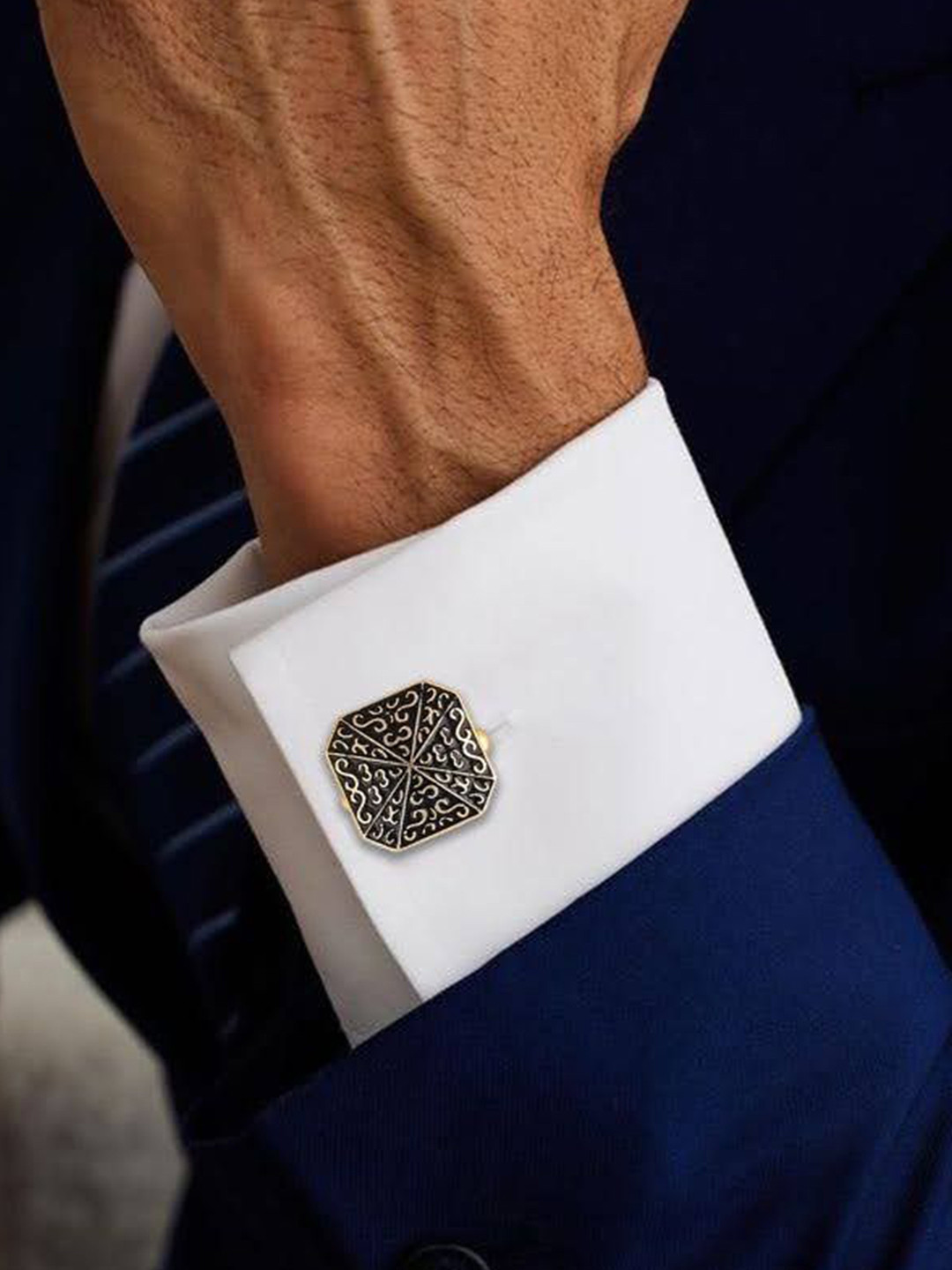 House of Pataudi Men 2Pcs Textured Brass Gold-Plated Square Cuff Links