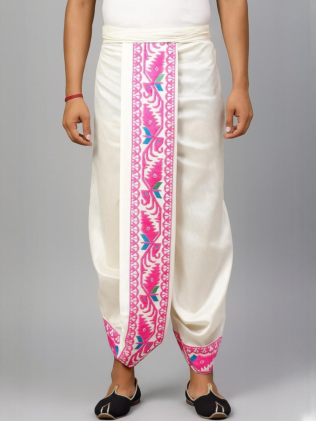 AMIT ONLINE Men Jamdani Border Self Design Dhoti