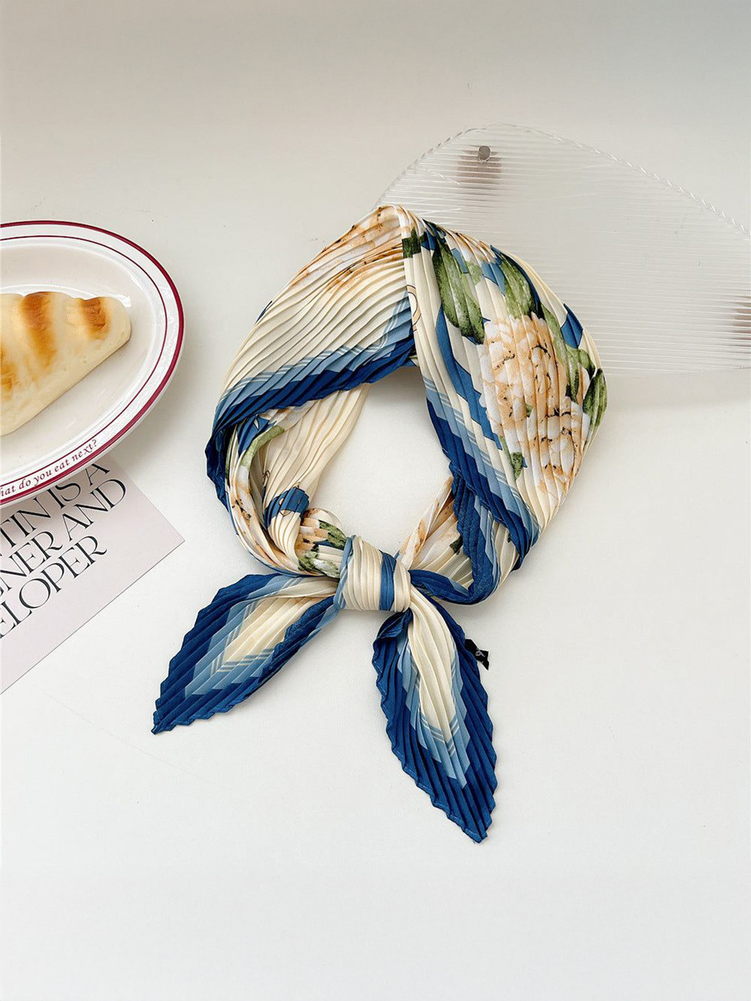 QUECY Women Printed Pleated Scarf