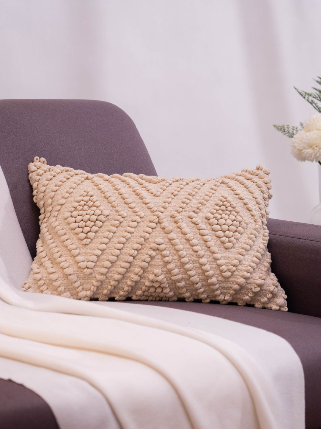 haus & kinder Woven Cascade Off White Cotton Embroidered Rectangle Cushion Cover