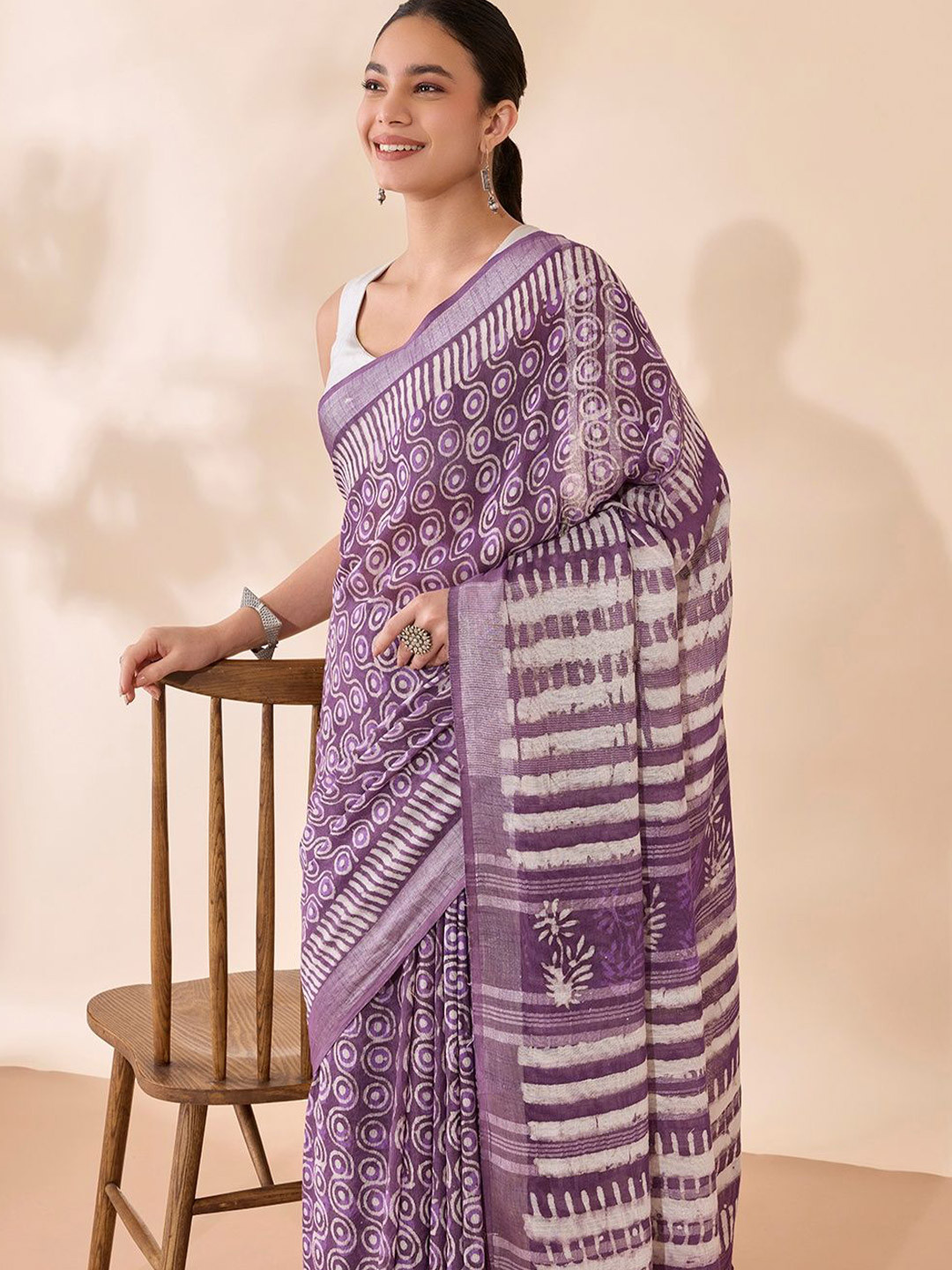 Taneira Dabu Jaali Block Print Saree