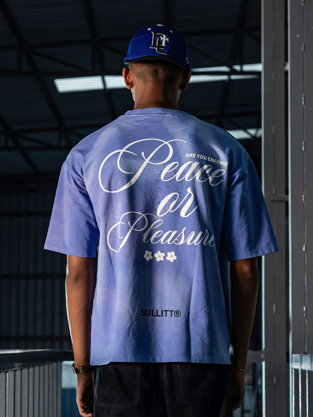 SULLITT Men Typography Printed Round Neck Cotton Oversized T-shirt