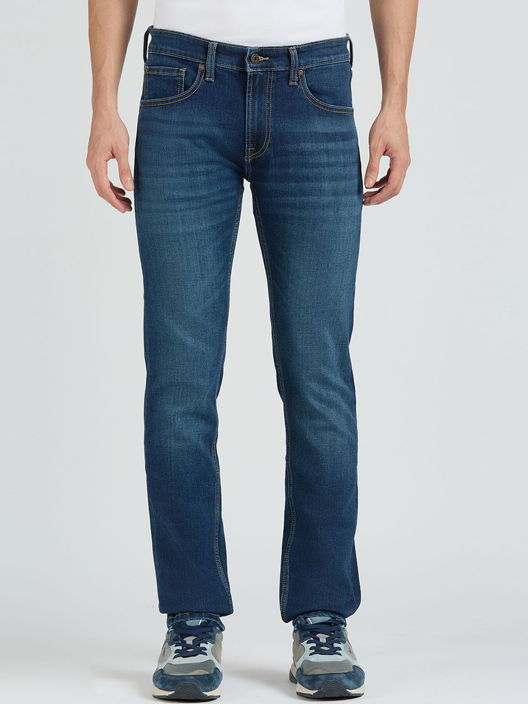Pepe Jeans Men Vapour Slim Fit Mid-Rise No Fade Stretchable Jeans