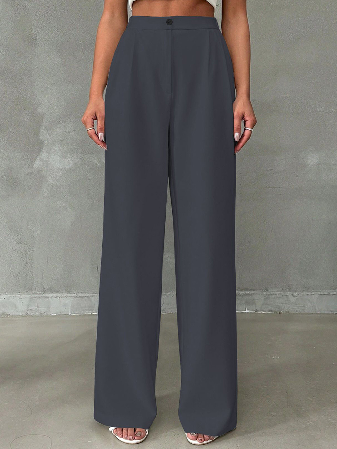 KERI PERRY Women Relaxed Straight Leg Bootcut High-Rise Flat-Front Regular Trousers