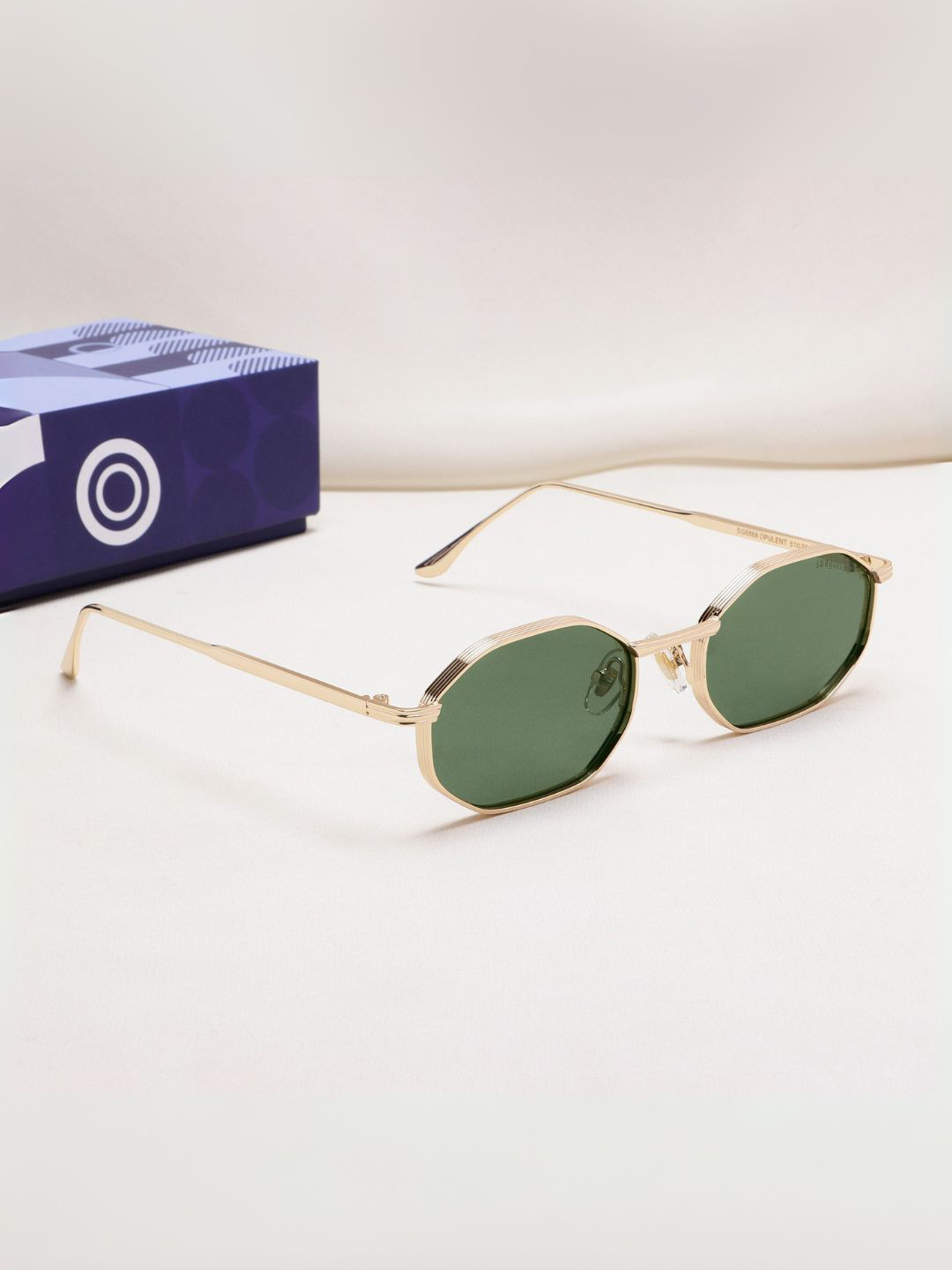 SUNGLASSIC Unisex Opulent Gold Green Hexagon Sunglasses Opulent-Gold-Green