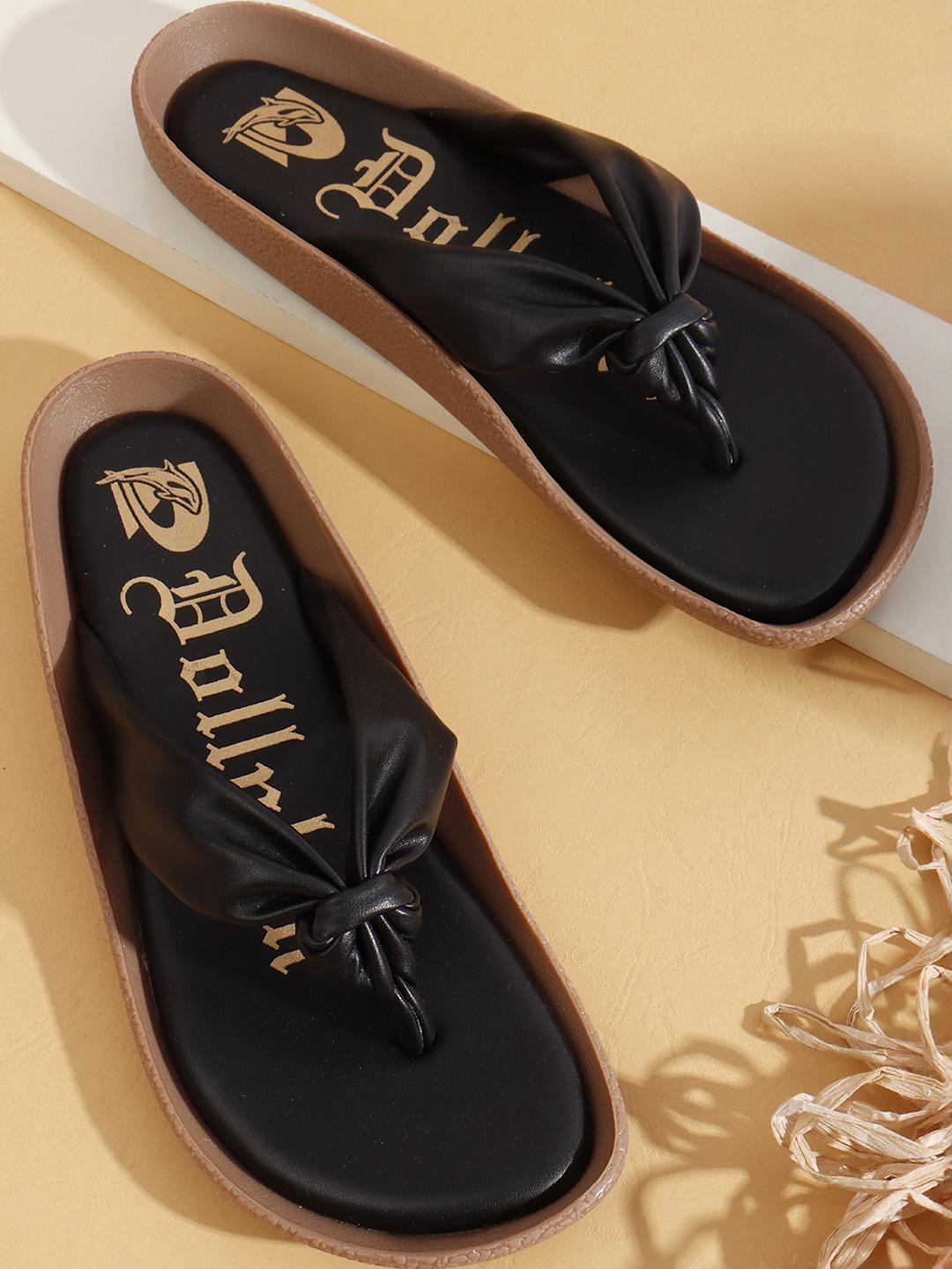 Dollphin Women Black T-Straps Flats