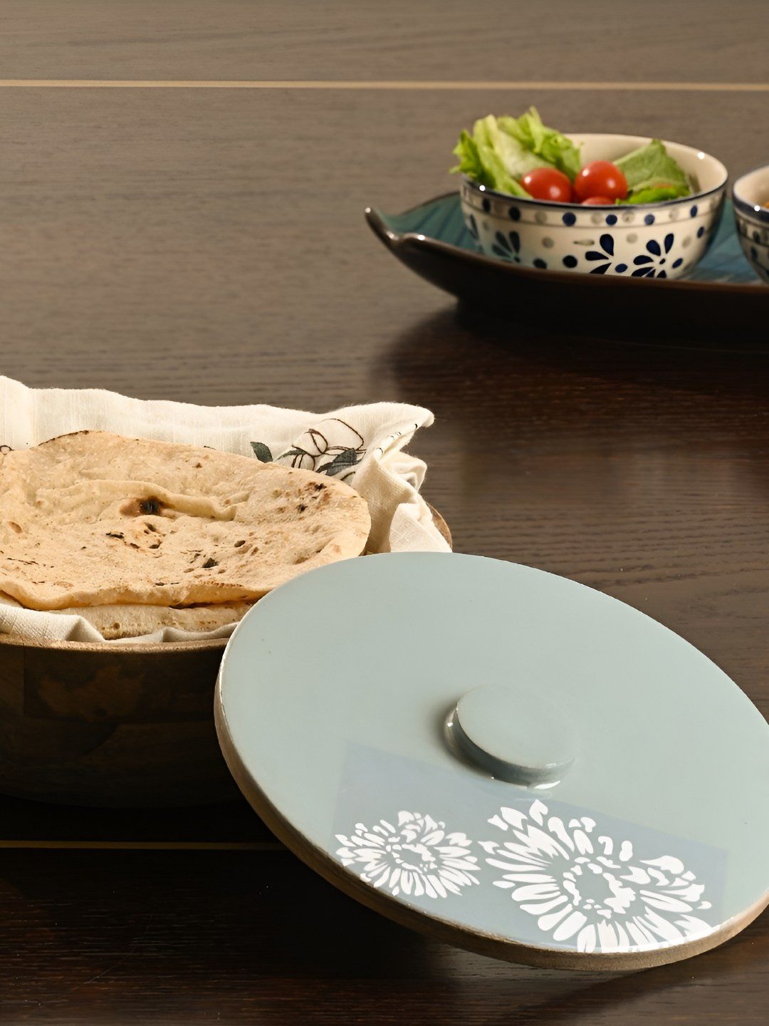 SITARRA LIVING Blue & White Wooden Cook And Serve Casserole