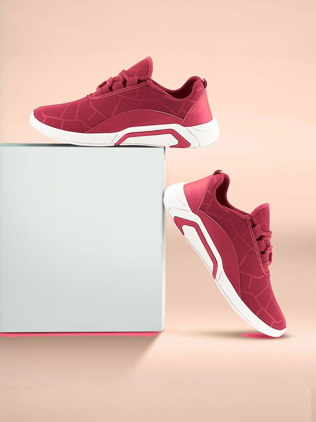 Free Kicks Men Maroon Mesh Marking Running Sports Shoes