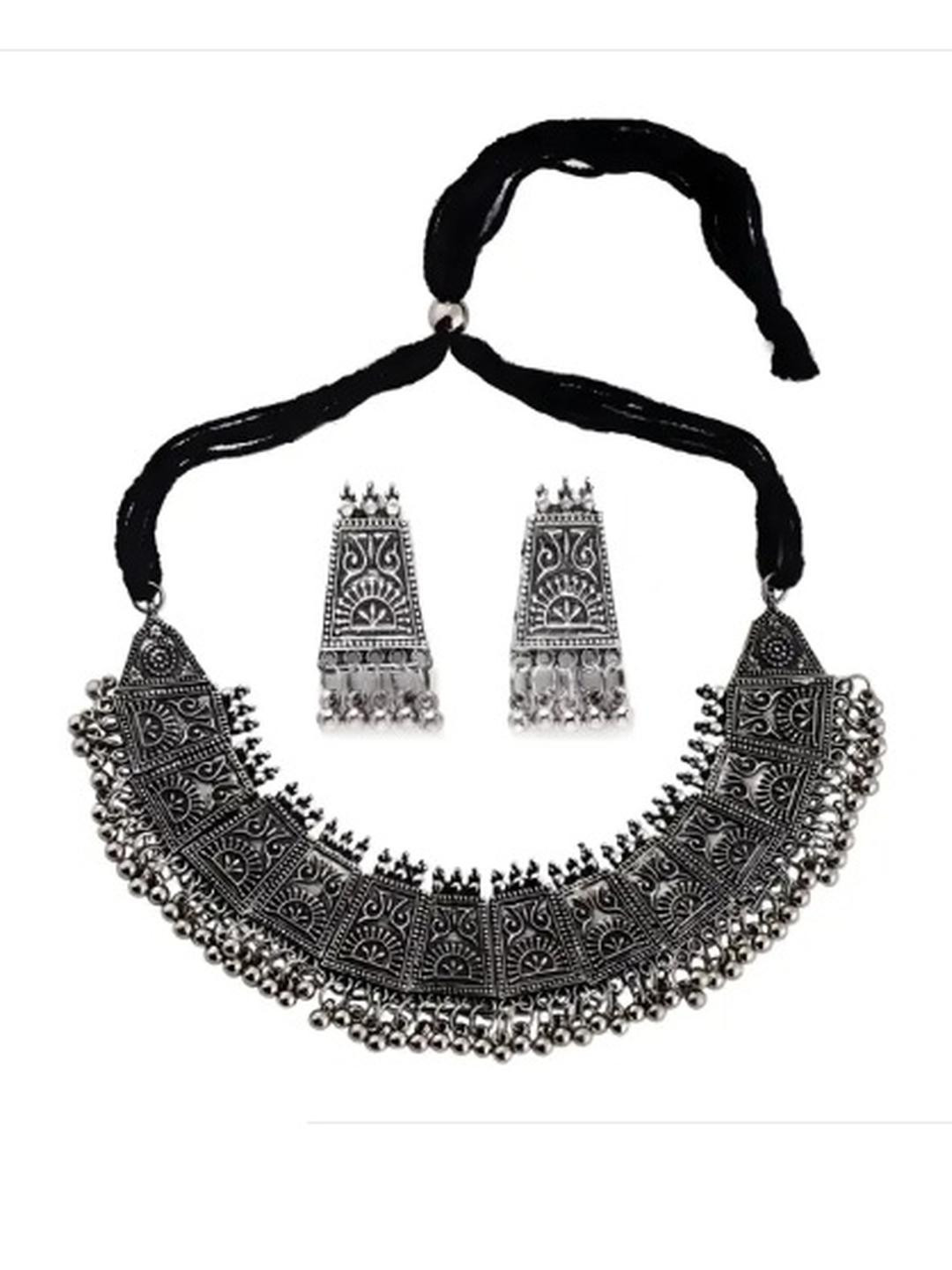 Sangria Oxidised Jewellery Set