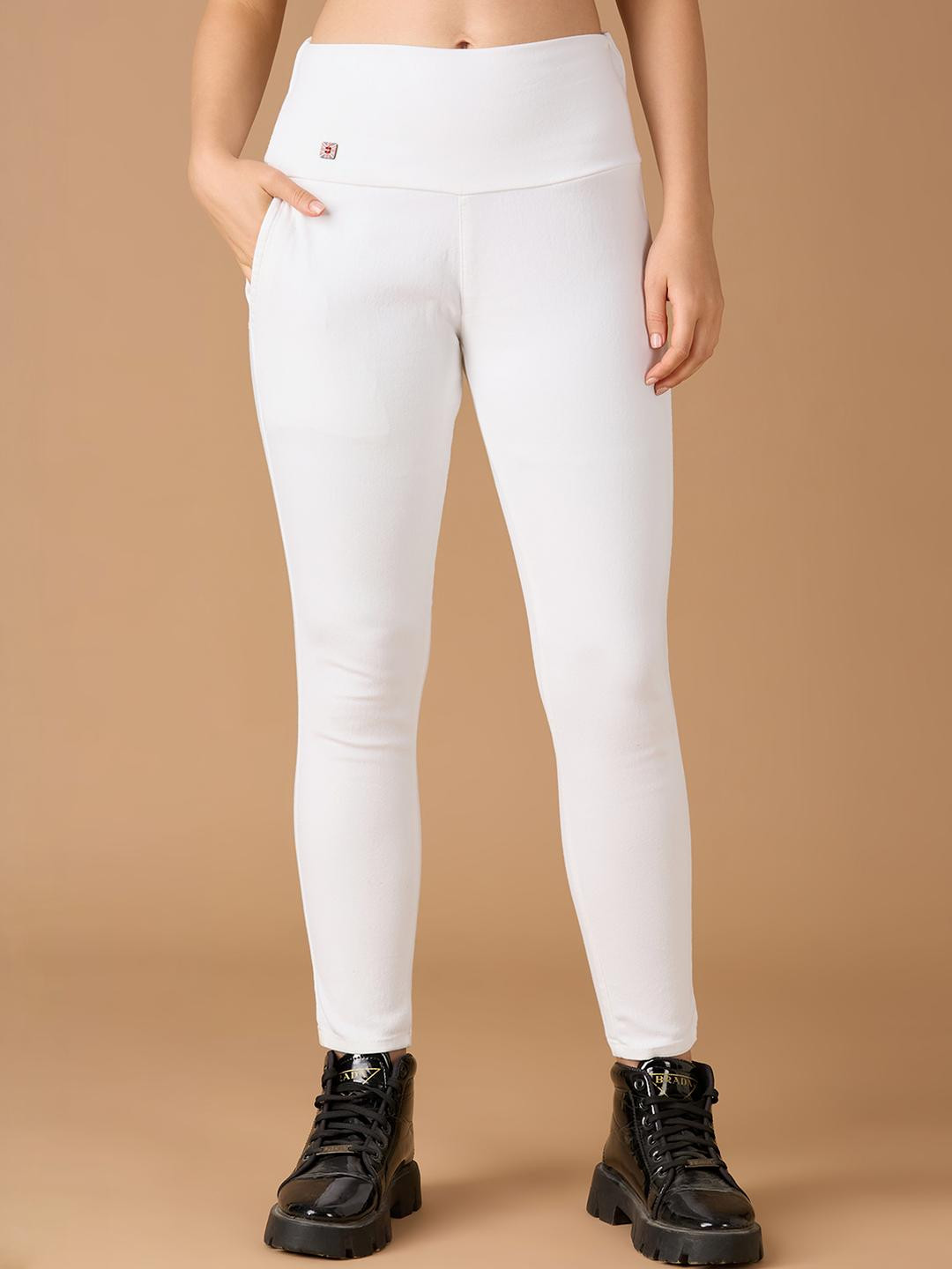 3BUTTERFLIES Women Solid Cotton Denim Jegging