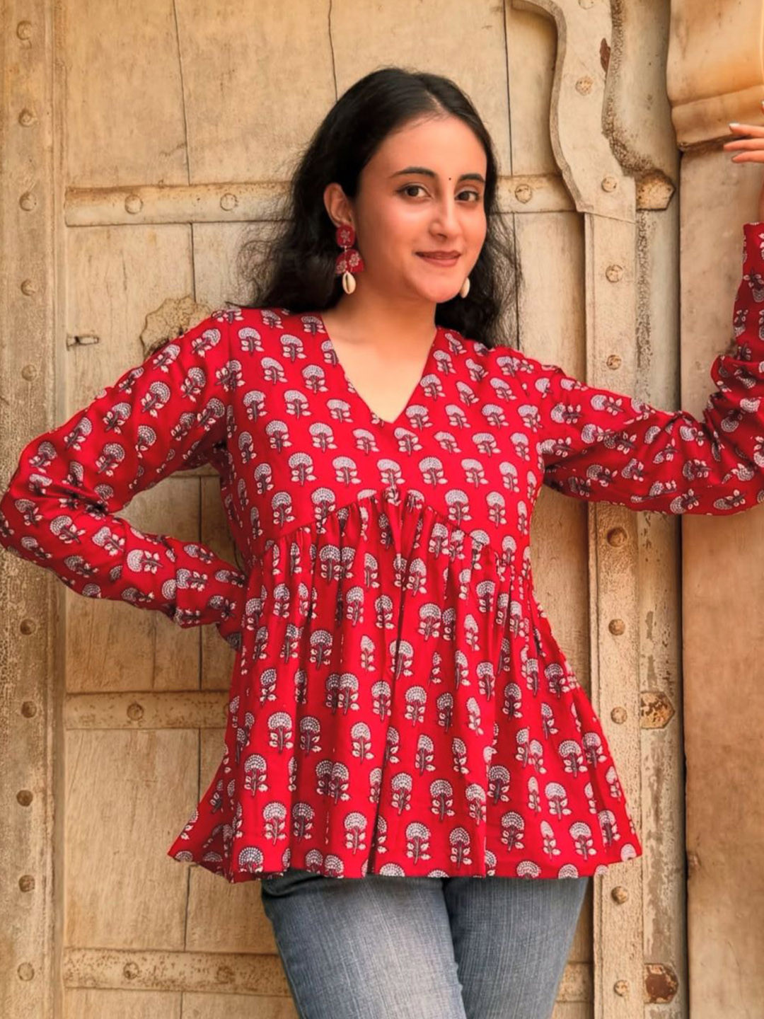 SANGANI Women Printed V-Neck Long Sleeves Tunic